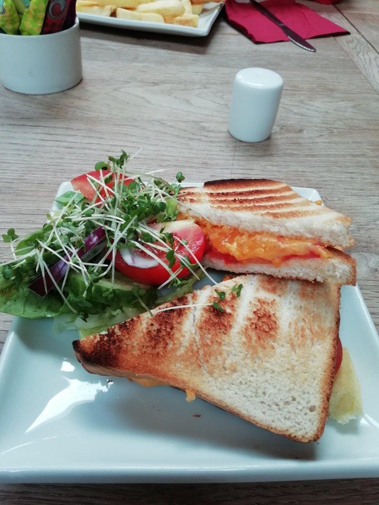 Photo by Q4585CWlindal