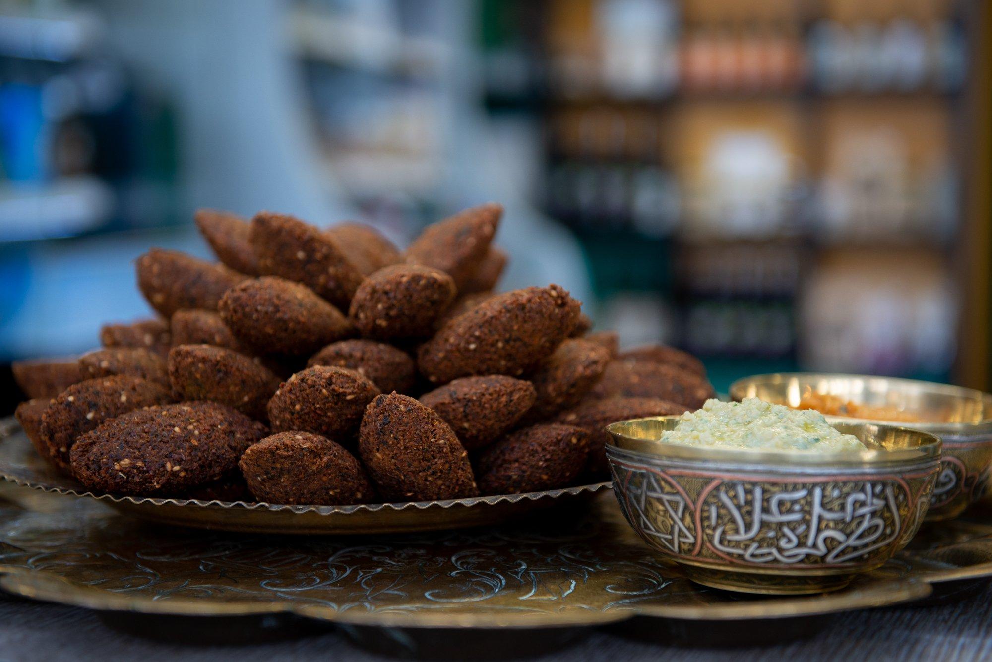 Smorl's Houmous Falafel & Salad Bar