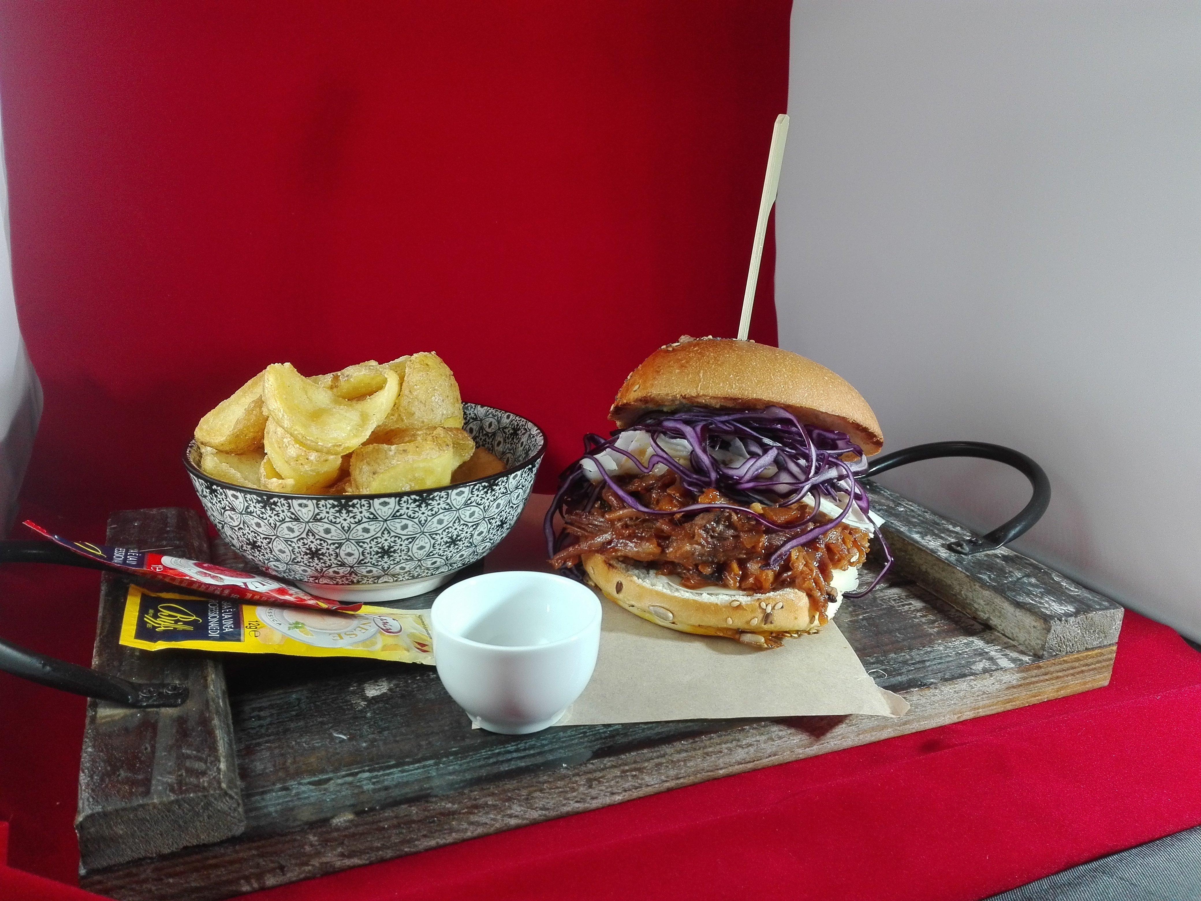 Conary Mor irish pub