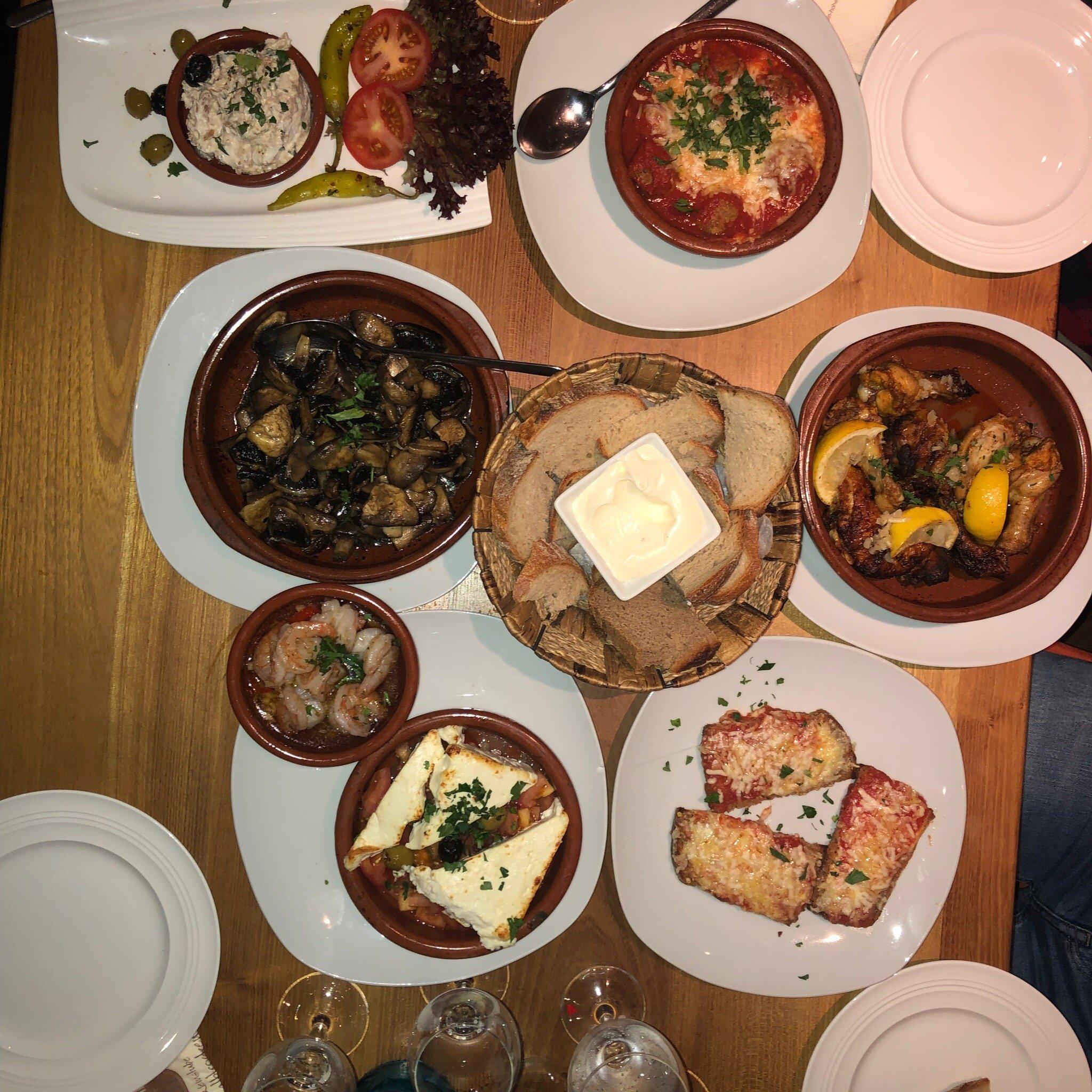 Weinstube Halbtrocken