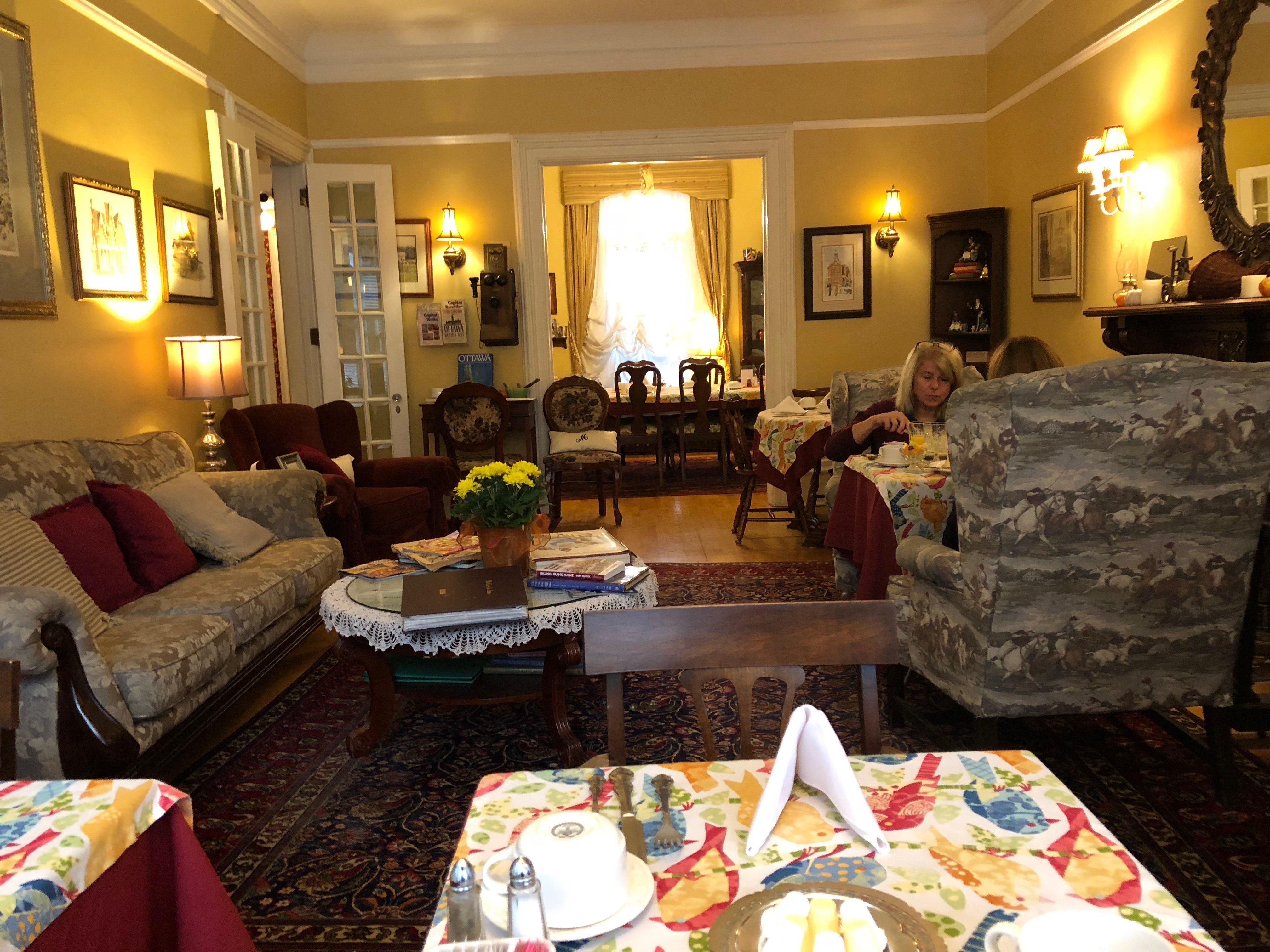 Photo by Cheapertourvn