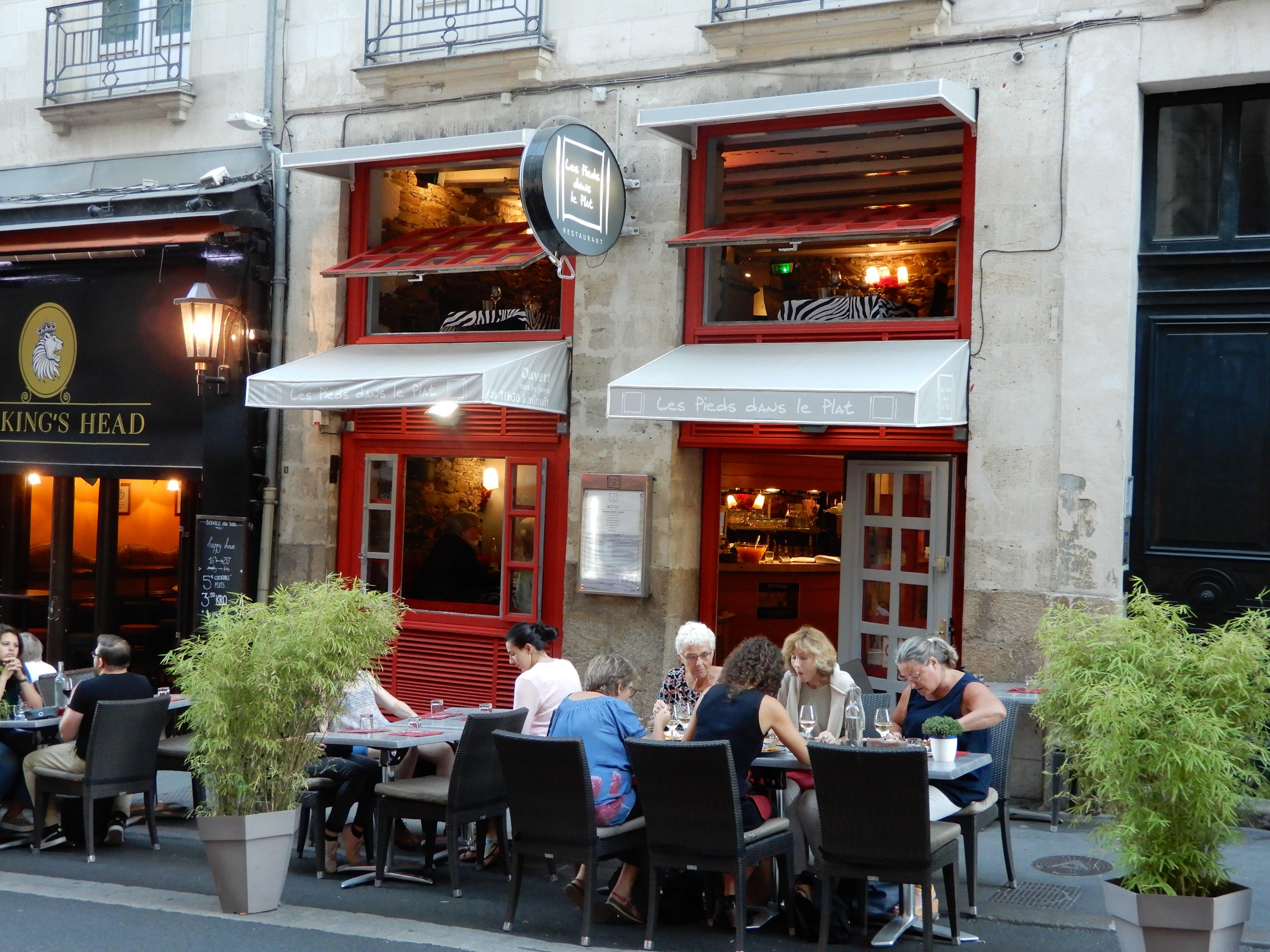 Les Pieds dans le Plat