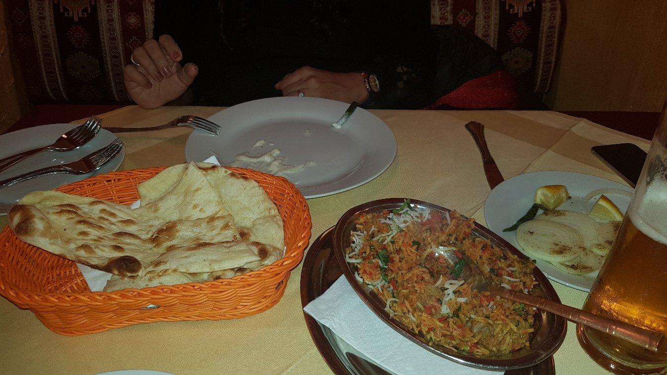 Cafe Restaurant Taj Mahal