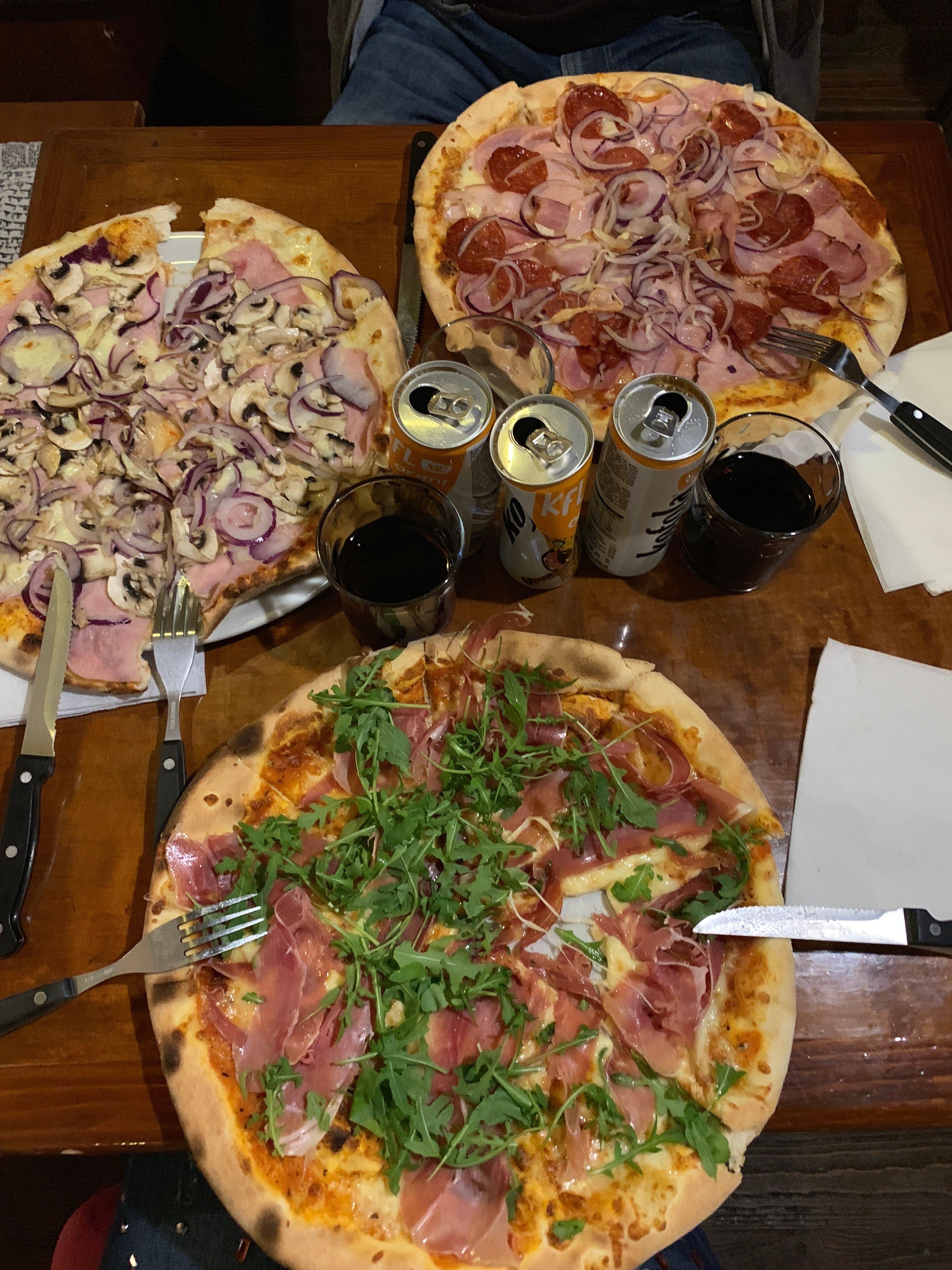 Pizza a cafe U Veverky