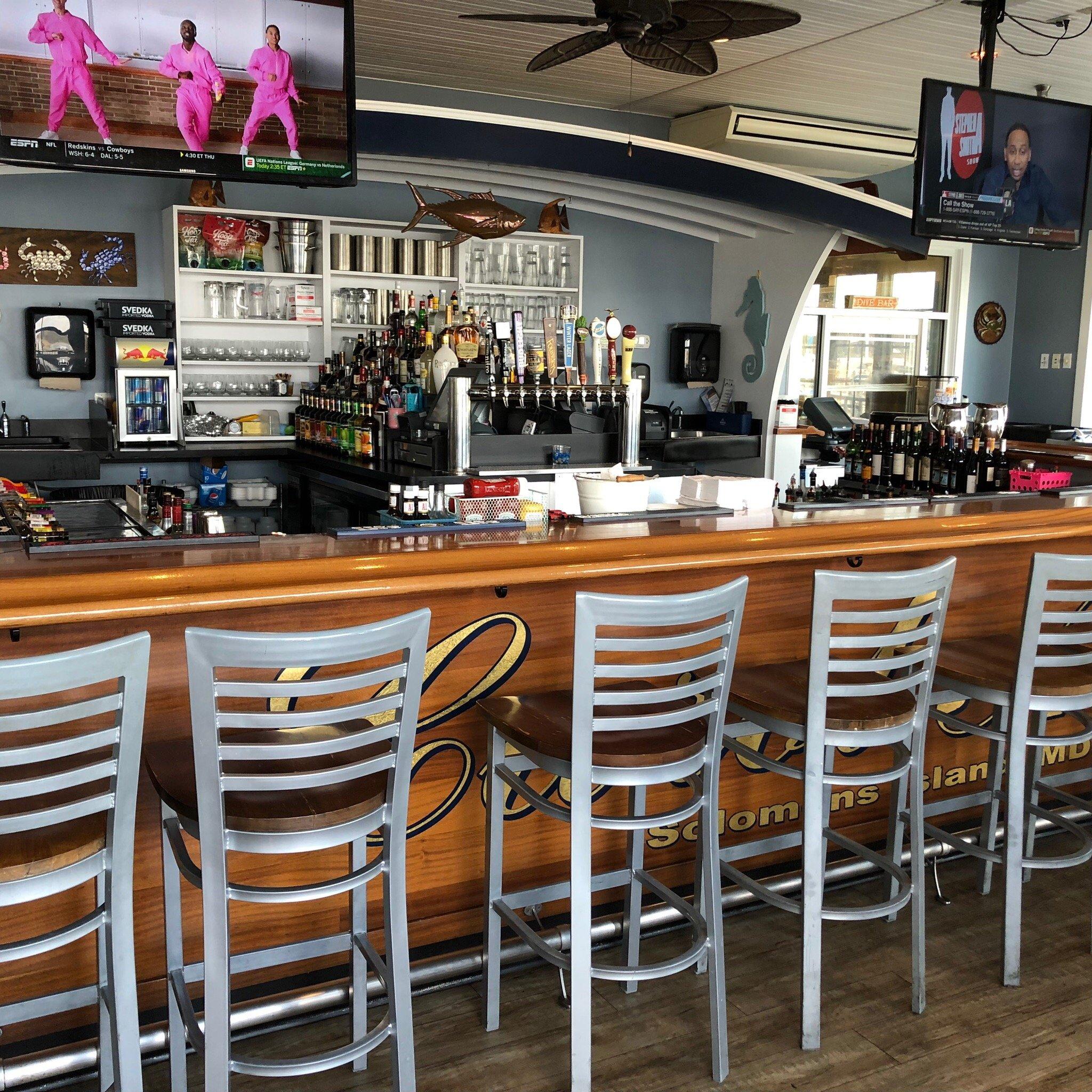 The Lighthouse Restaurant & Dock Bar
