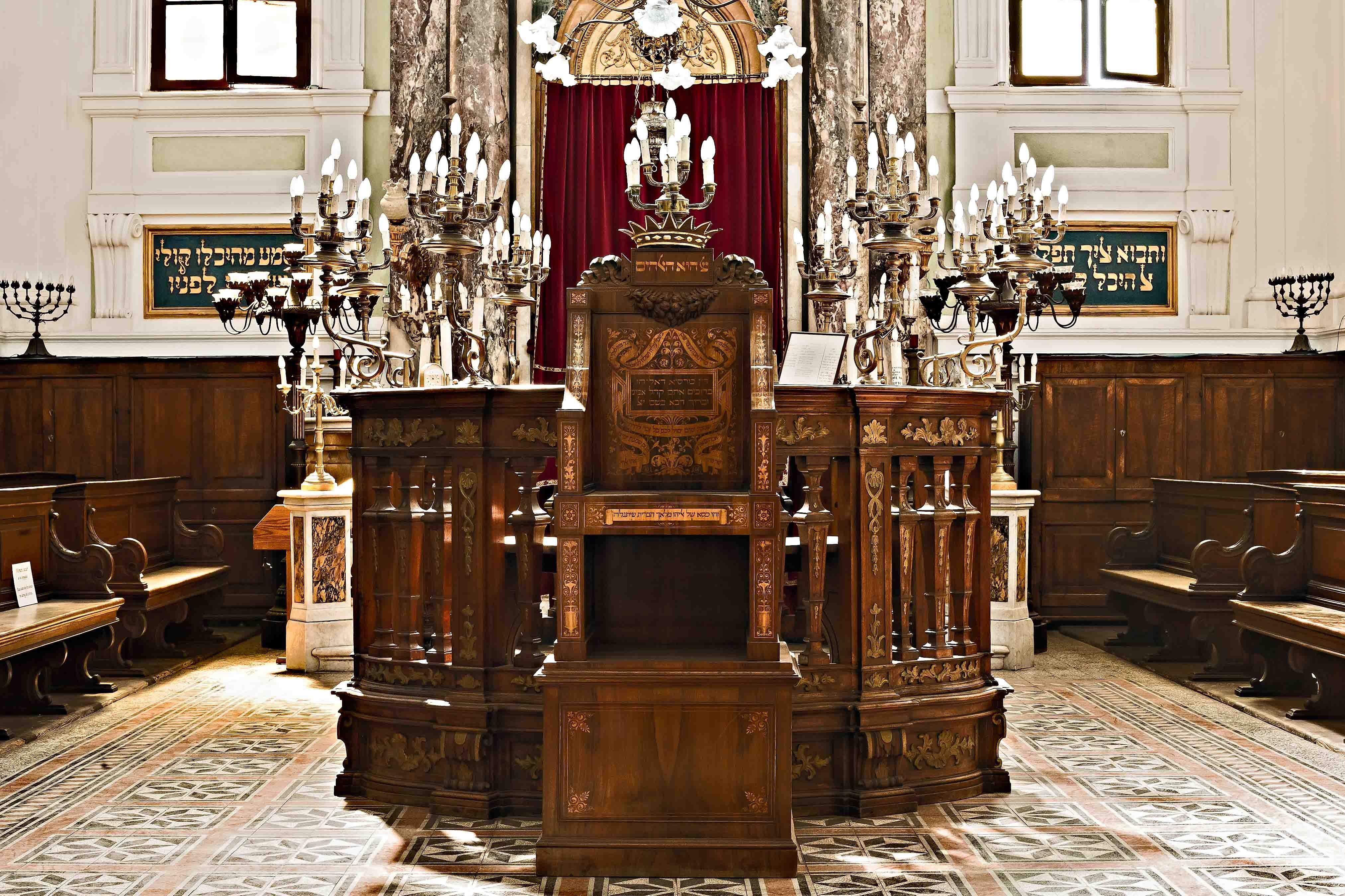 Synagogue and Jewish Museum