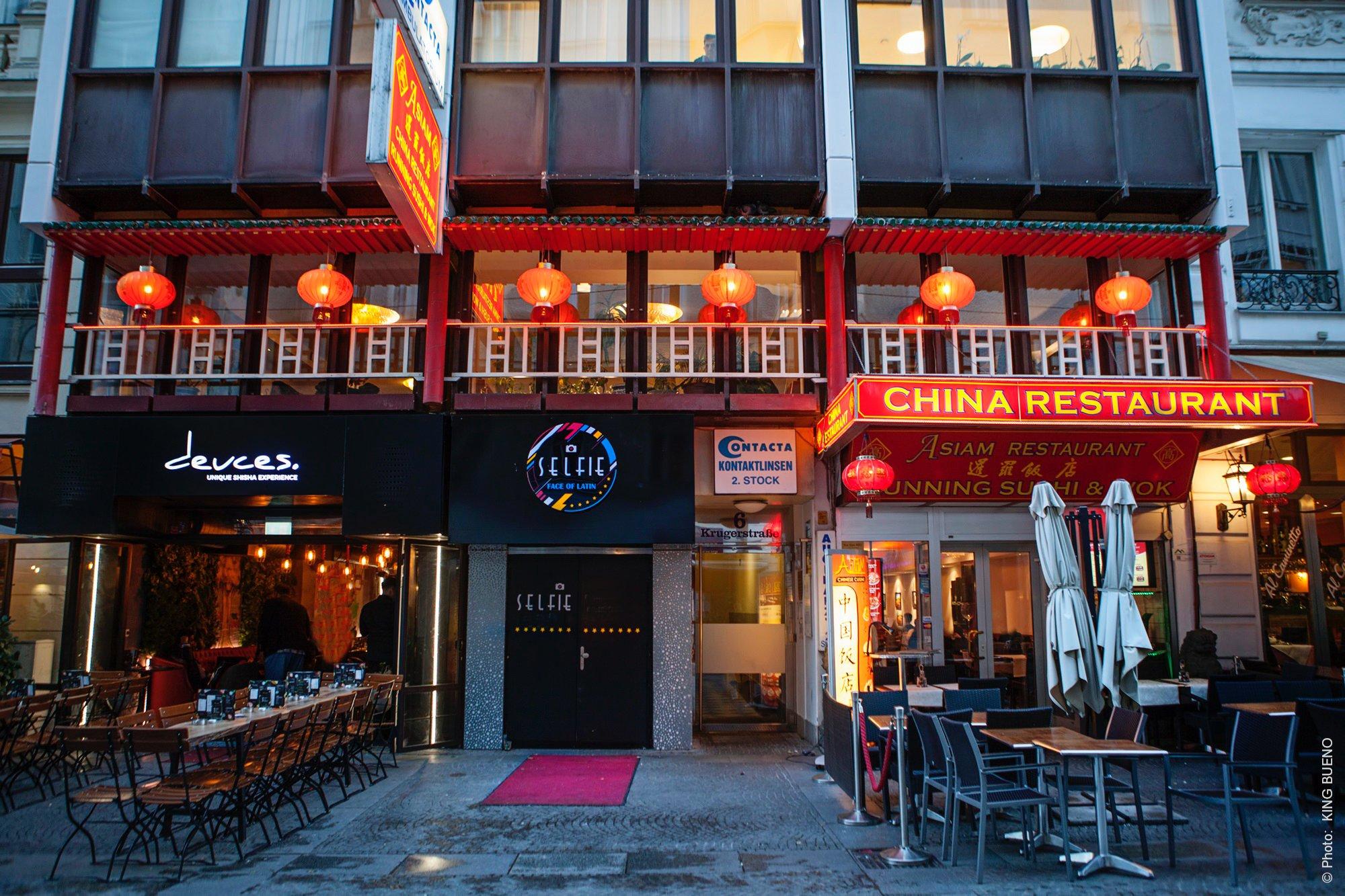 Selfie - Latino Dance Club