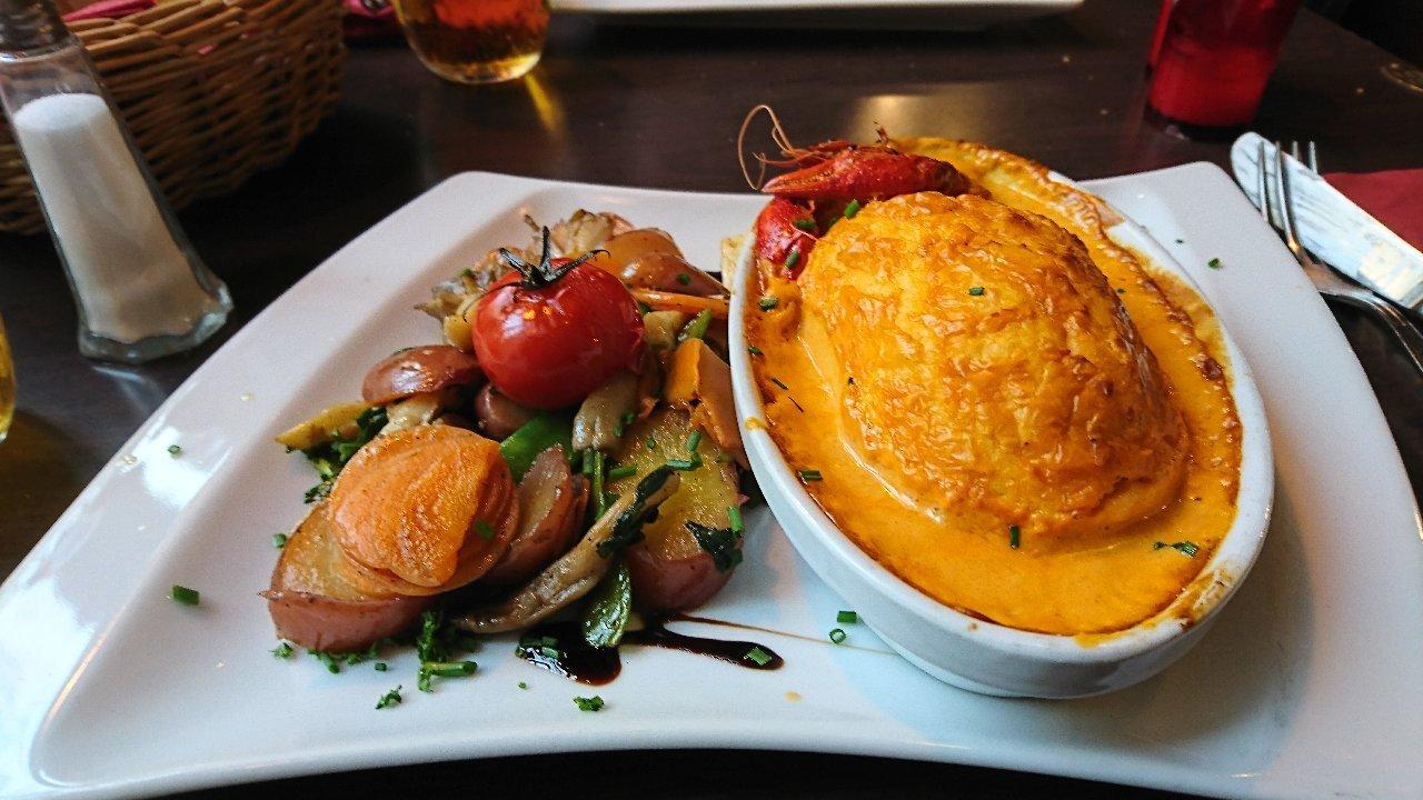 Photo by HiroIKE0320