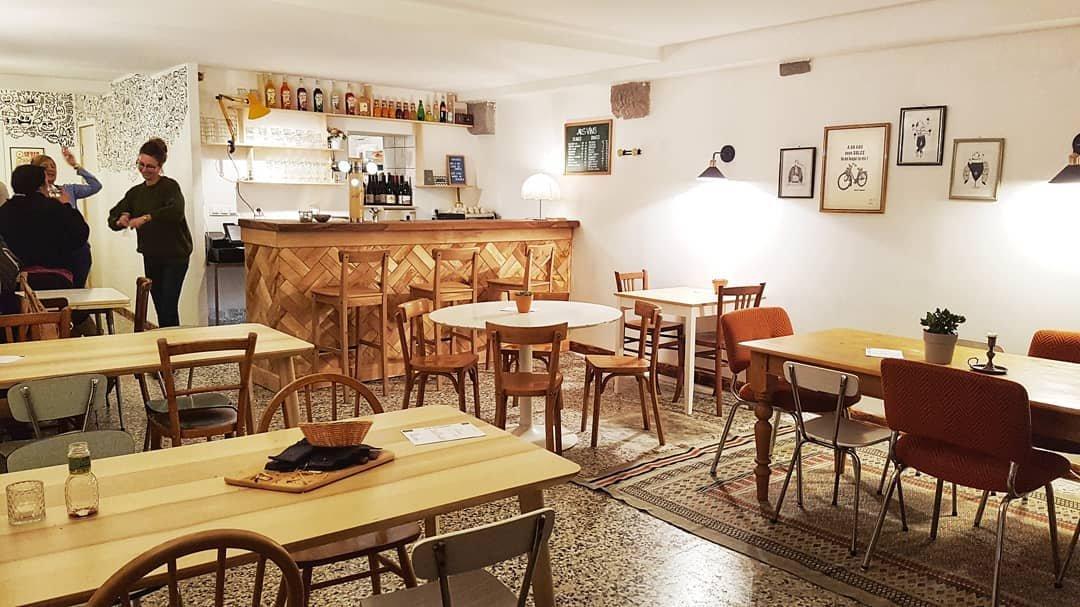 Comette - Bar à manger