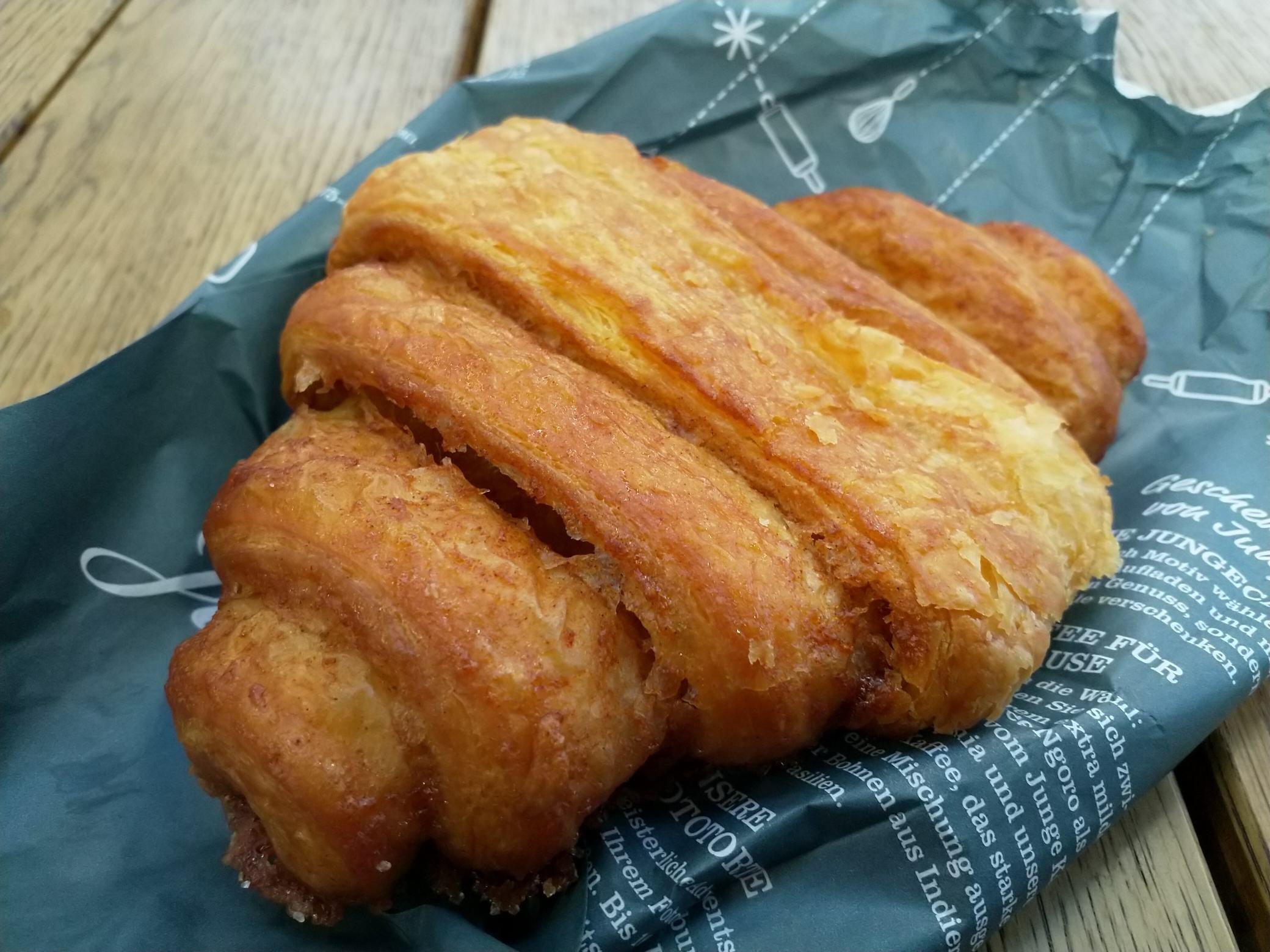 Junge Die Bäckerei. Wandsbeker Marktstr.