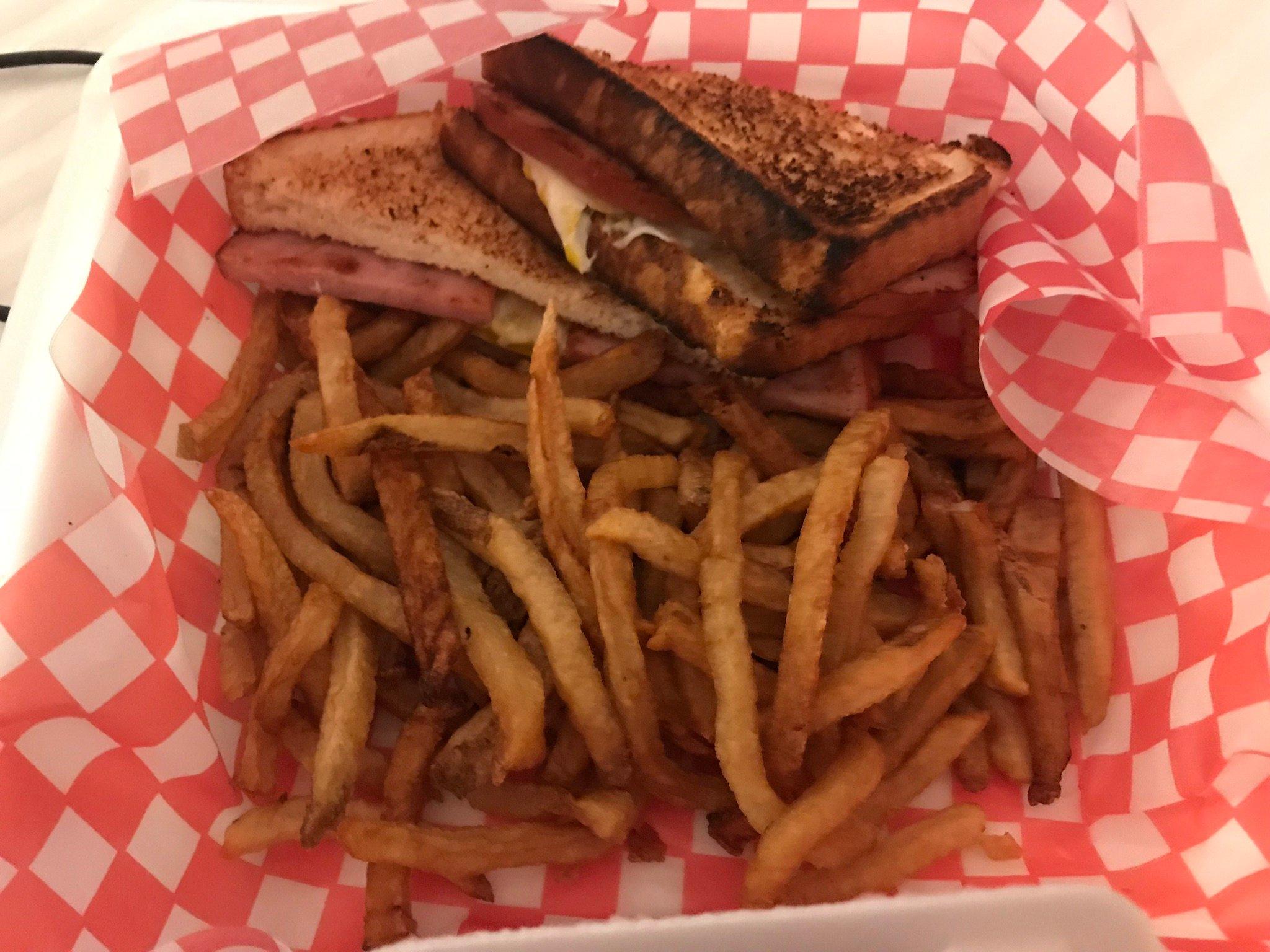 Photo by SailorAirman