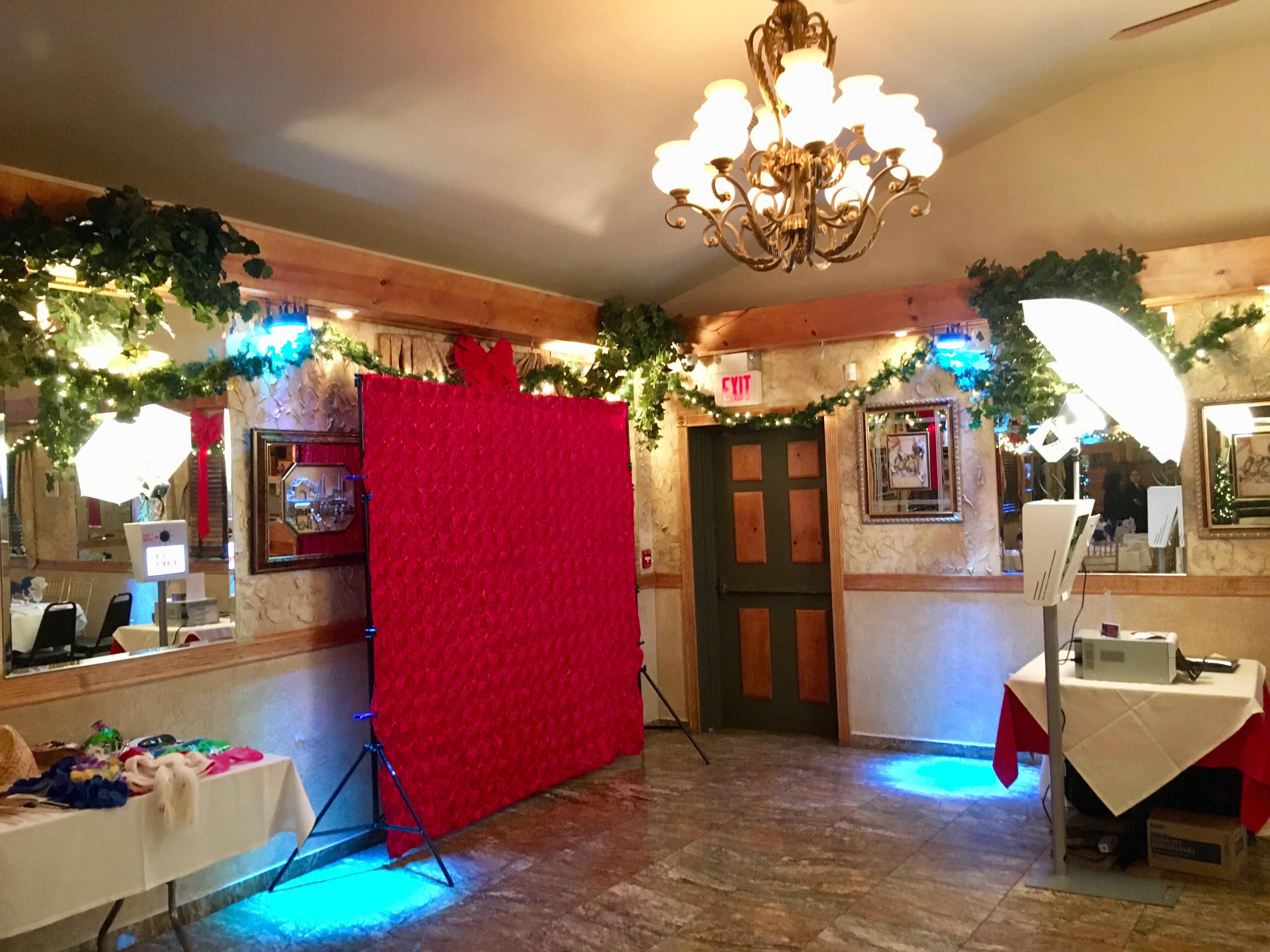 Photo by Discover Fun P