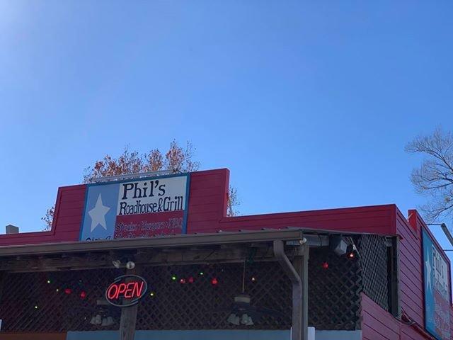 Phil's Roadhouse & Grill