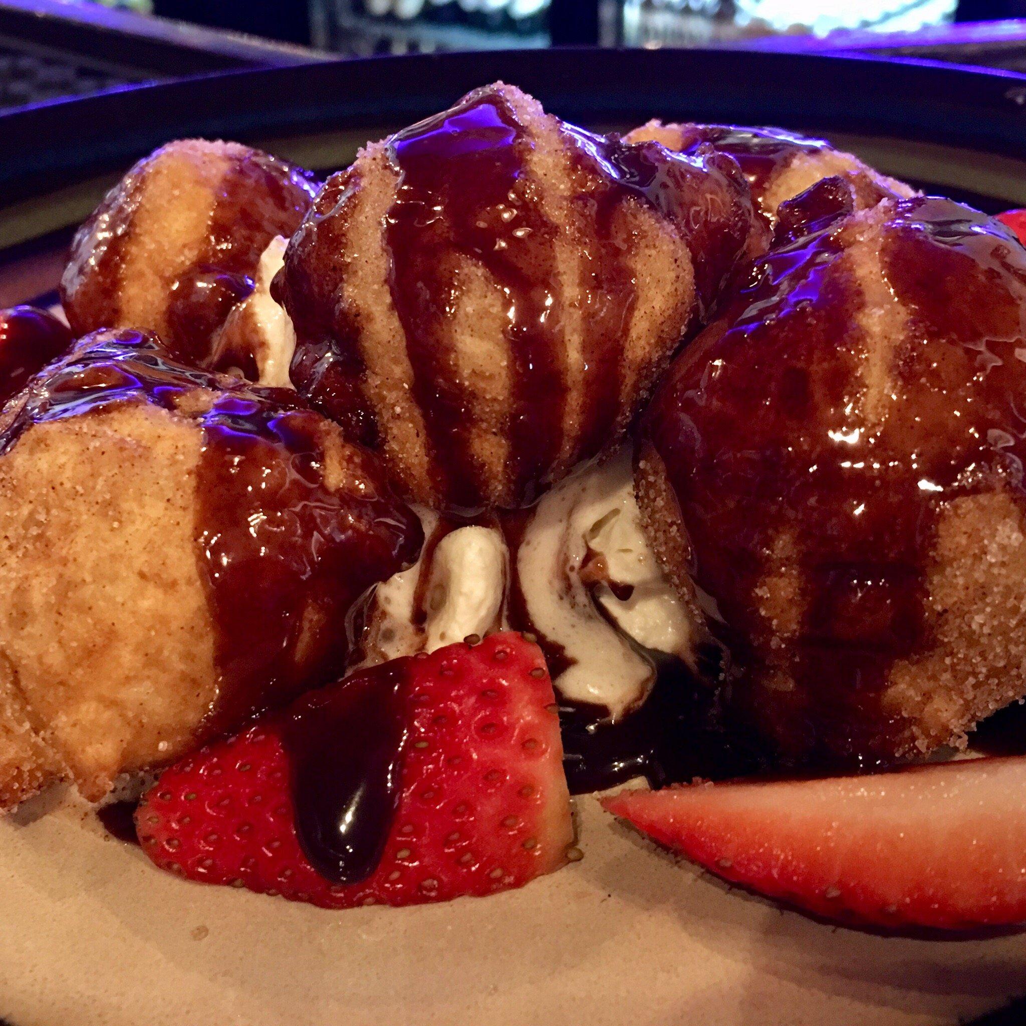 Photo by LuckyTravelJunkie