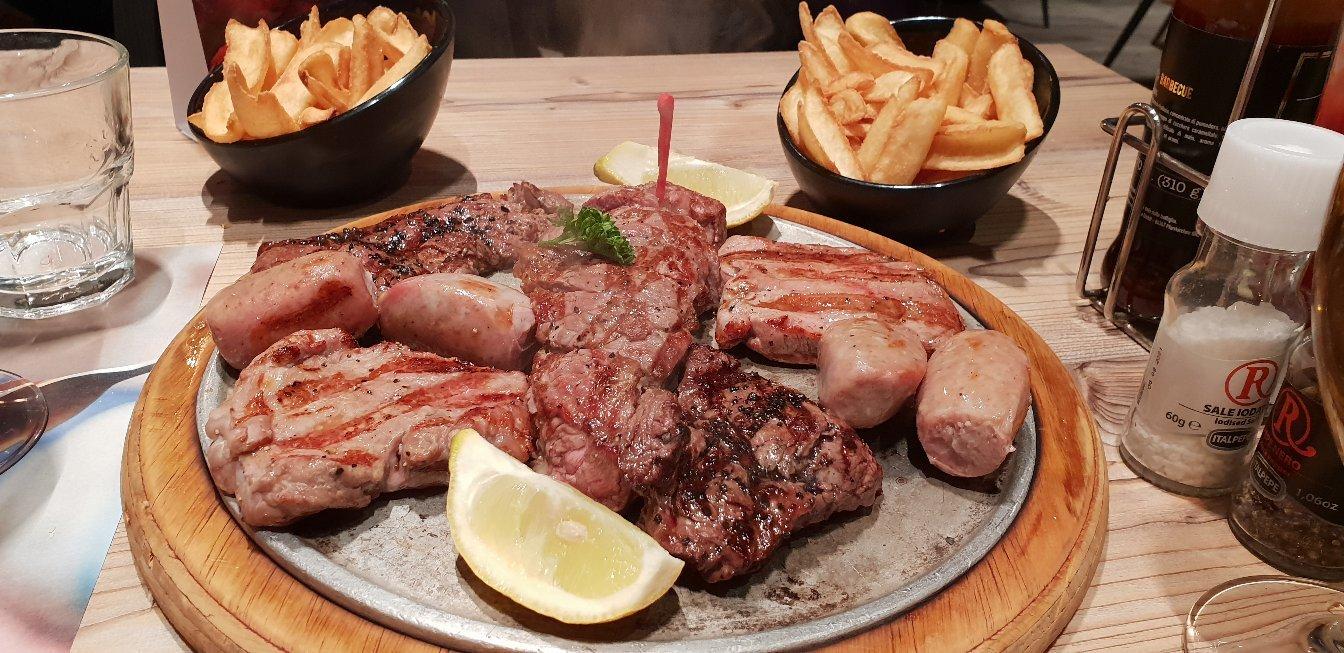 Roadhouse Restaurant