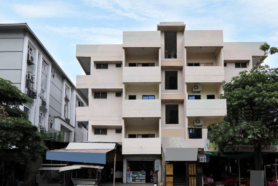 Flagship Happy Guest House near LV Prasad Eye Hospital