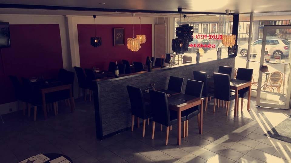 Deluxe Pizza & Grill