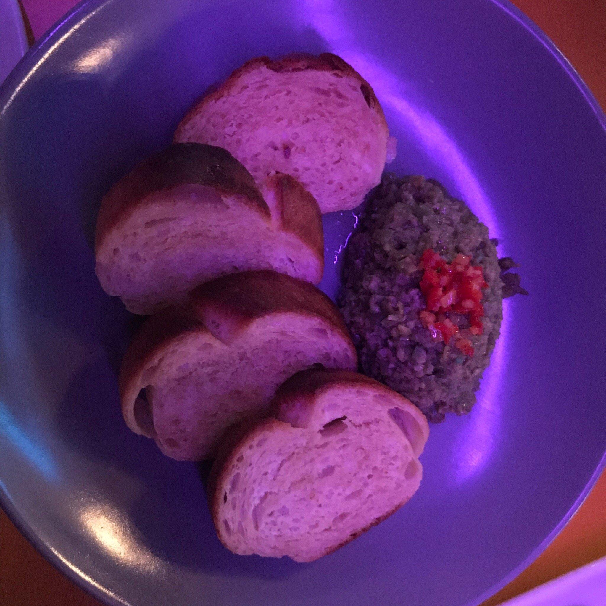 Photo by mledauphin_1961