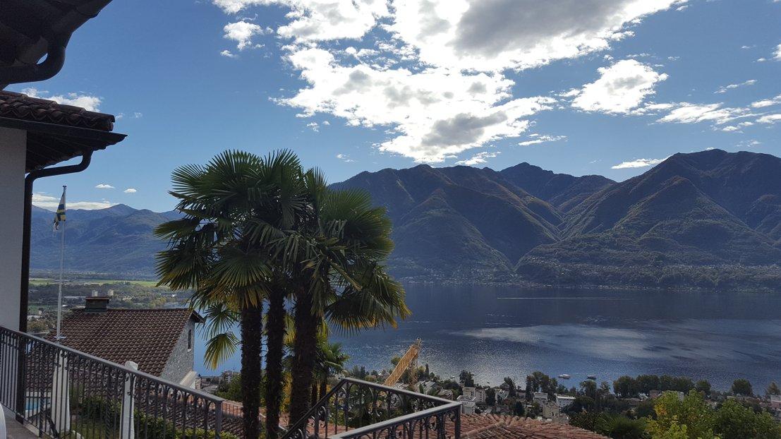 Lake View Private Lodge