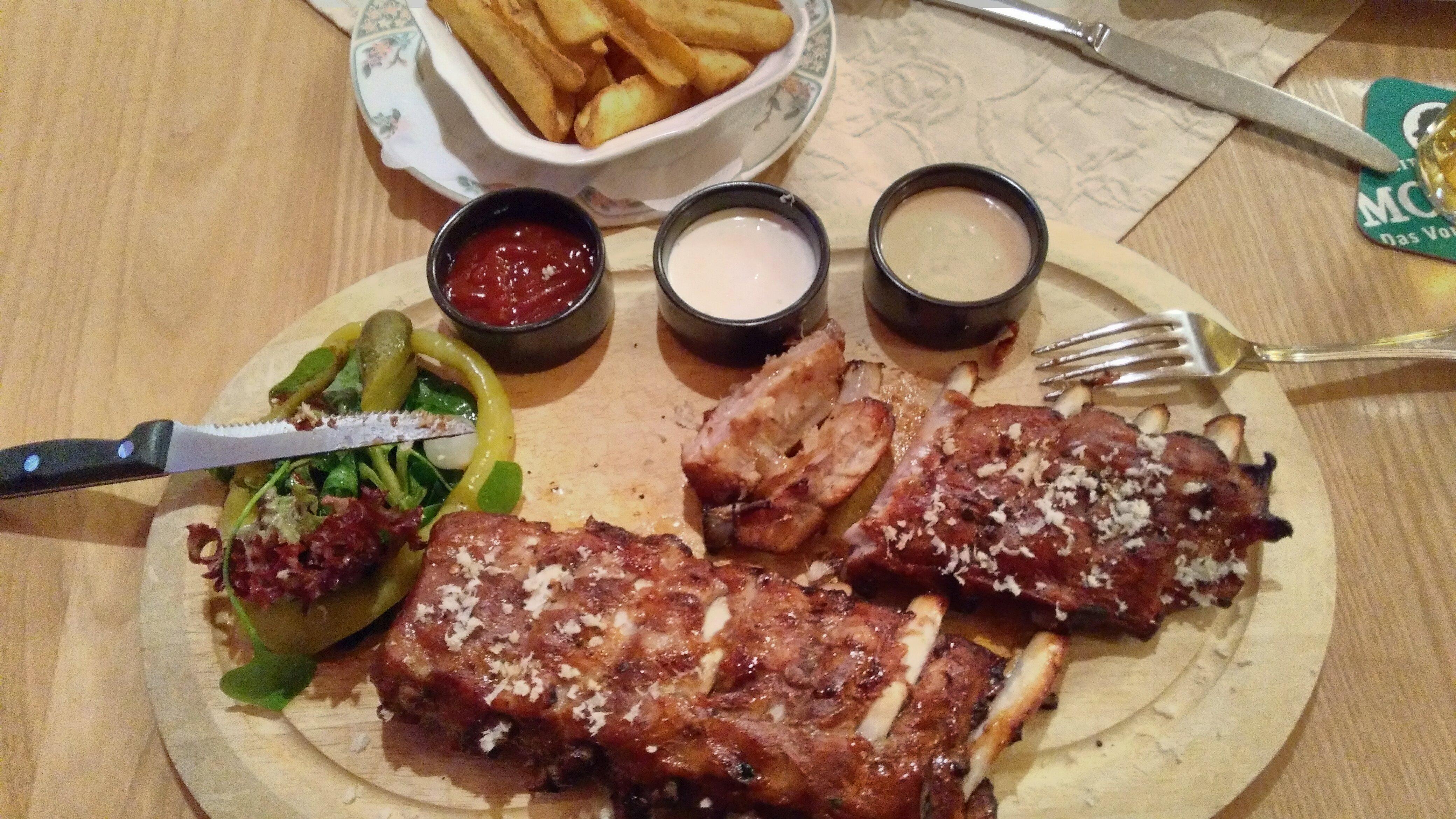 Salner - Restaurant - Cafe