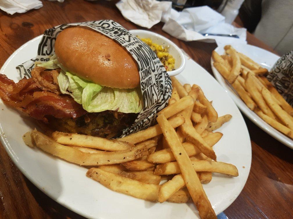 Smokey Bones Pittsburgh