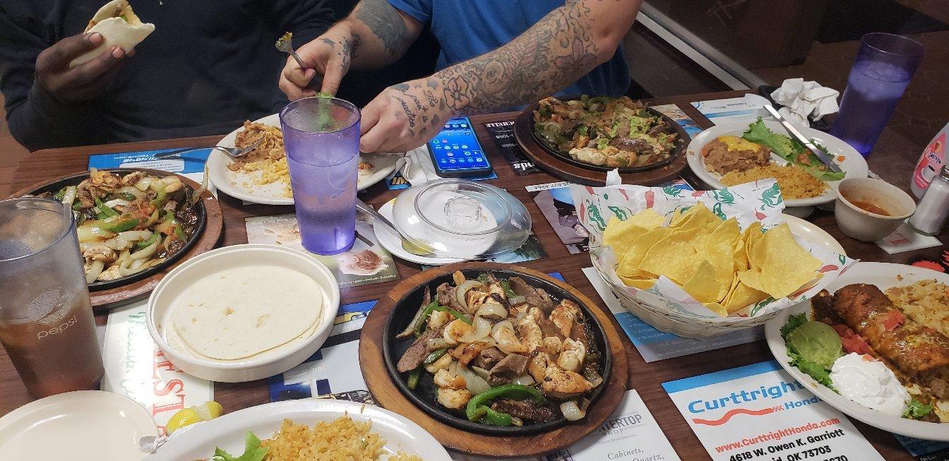 La Fiesta Mexican Cafe