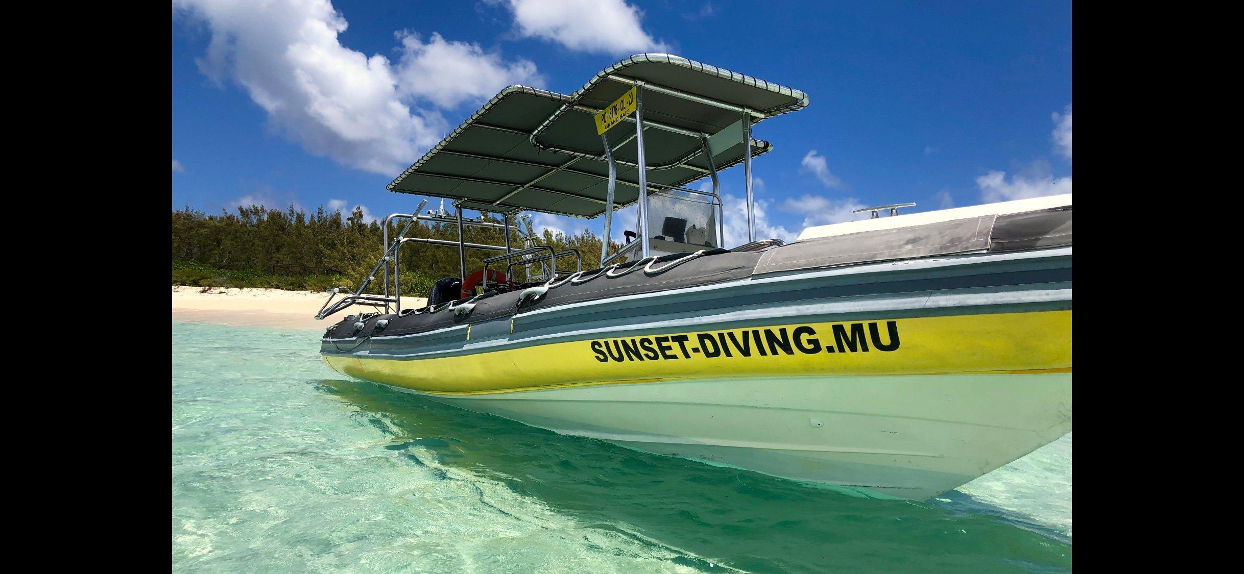 Sunset Diving Mauritius