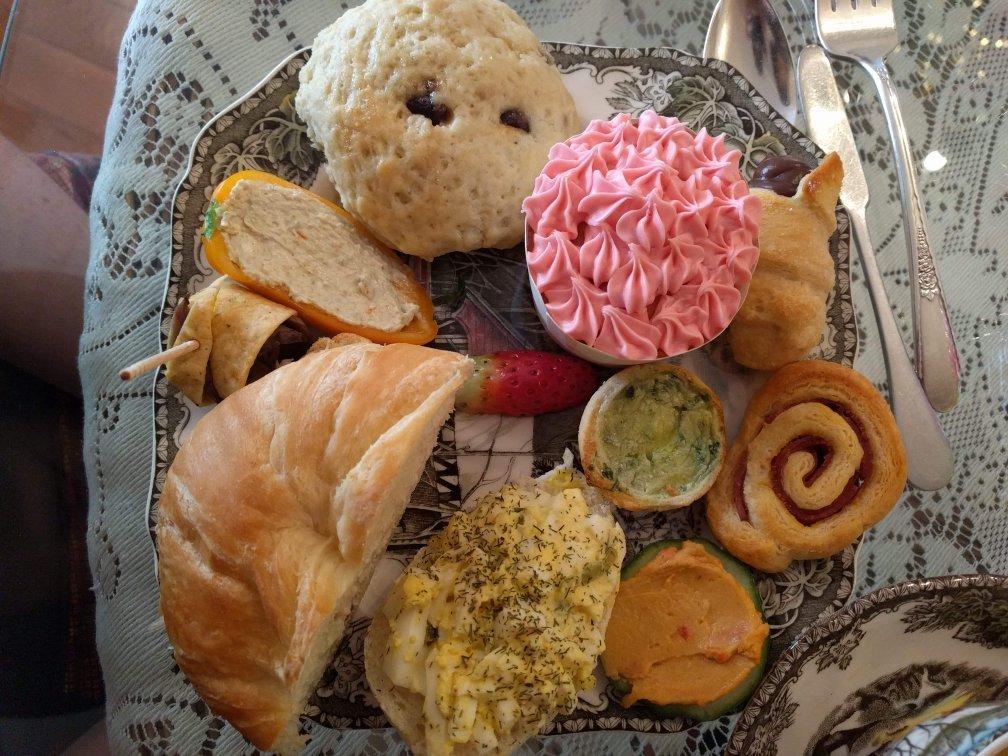 Miss Minerva's Tea Room and Gift Shop