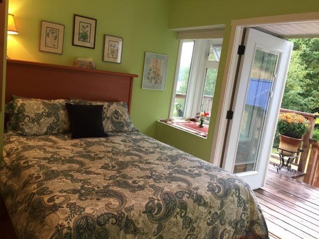 Fulford-Dunderry Guest House