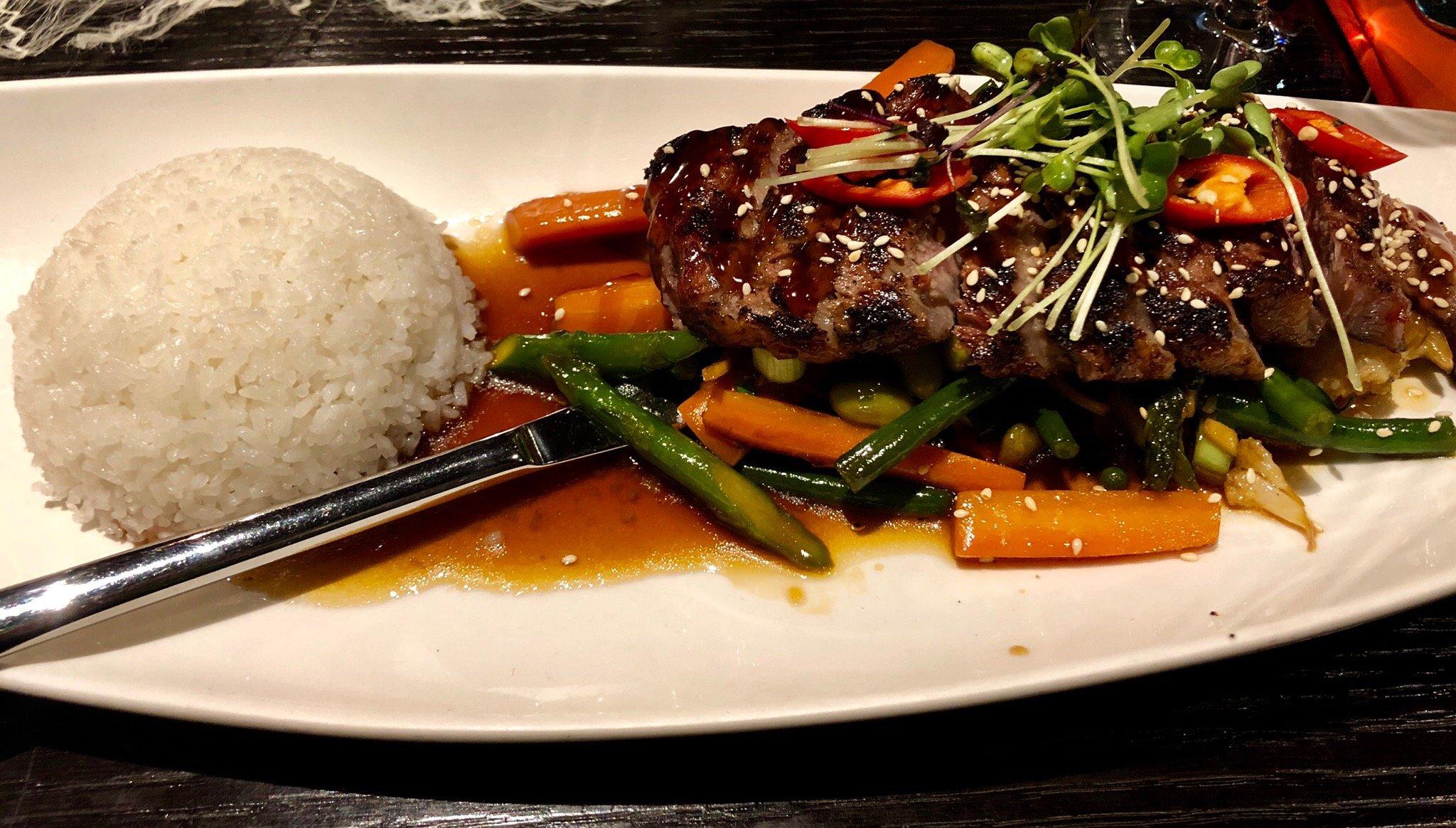 Hyaku Mizu - Asian Restaurant