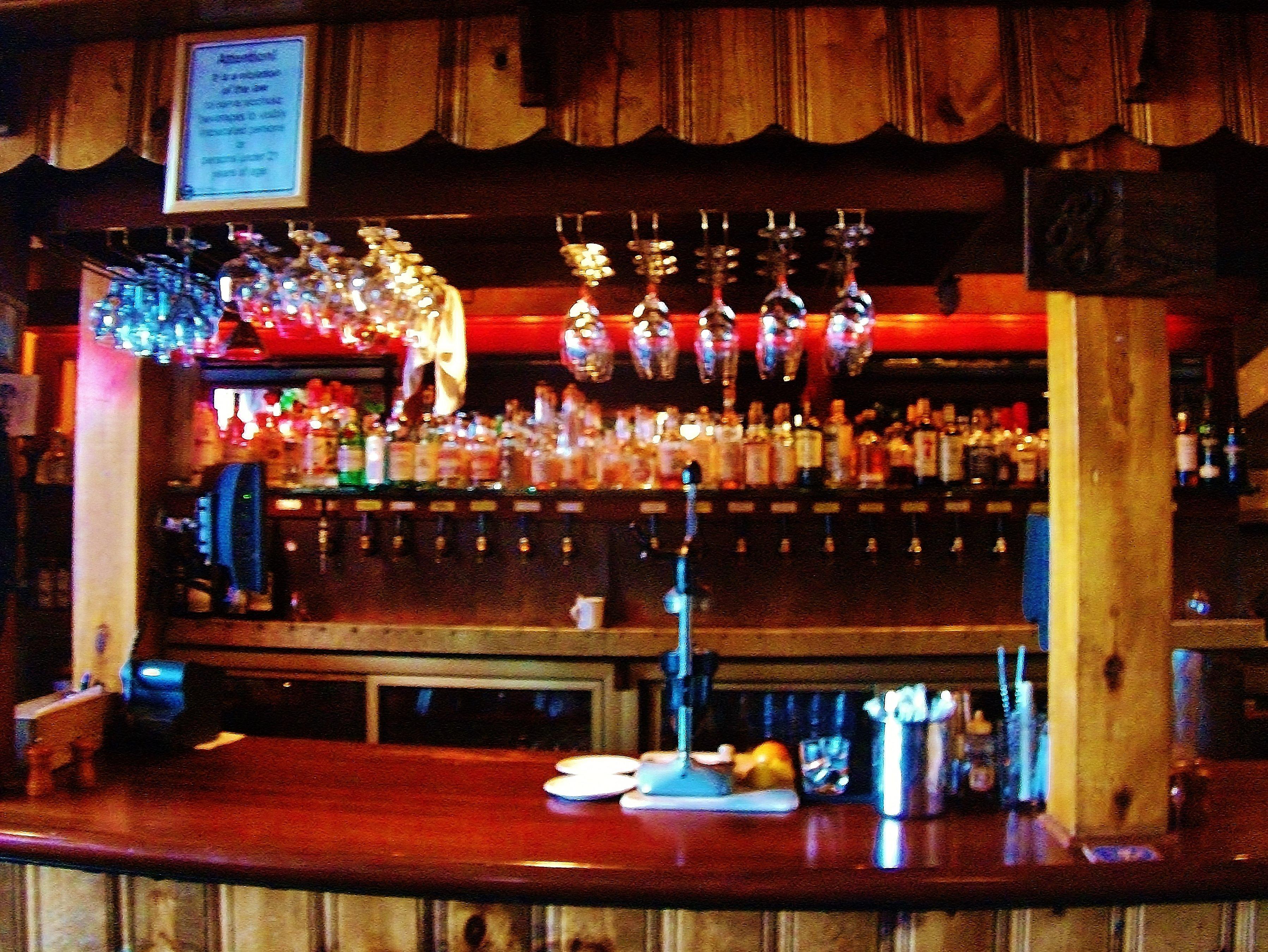 McMenamins Oak Hills Brewpub