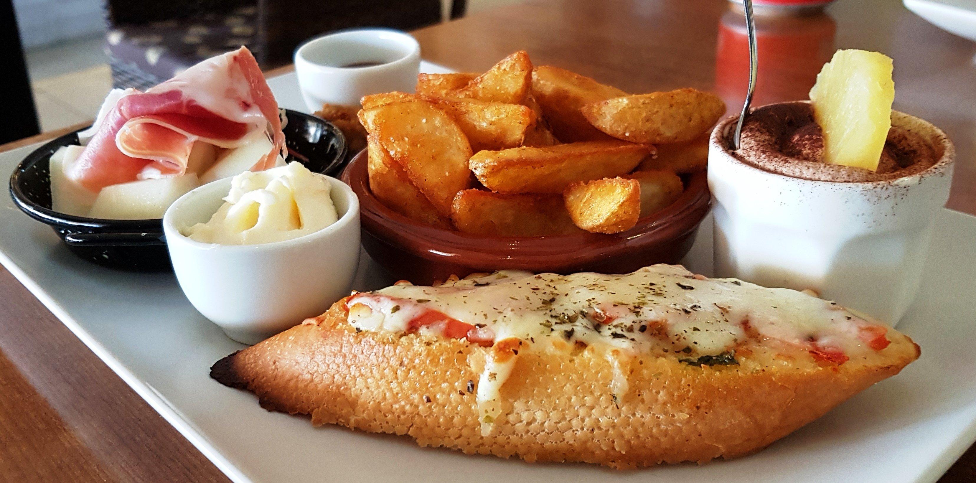 Photo by davejamesonair