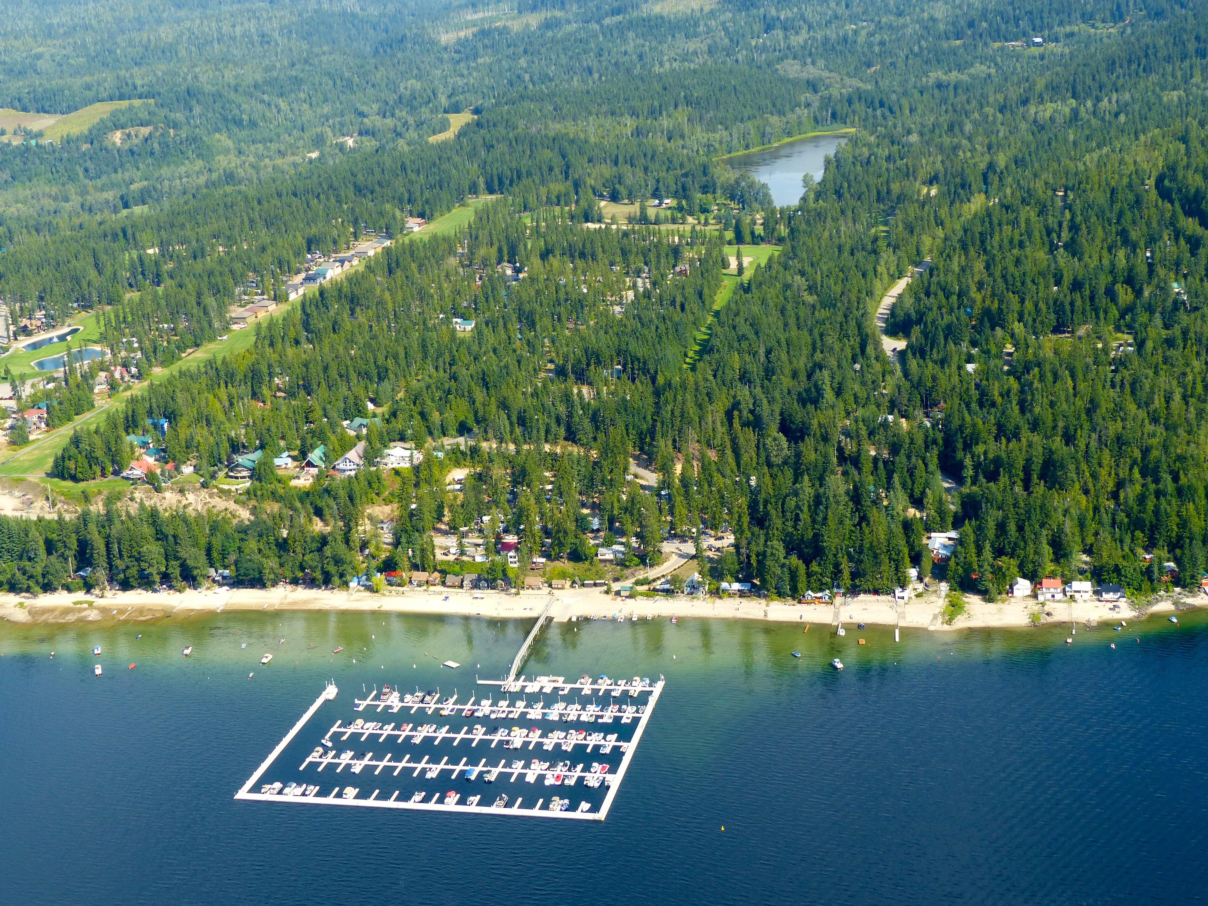 Mabel Lake Resort & Marina