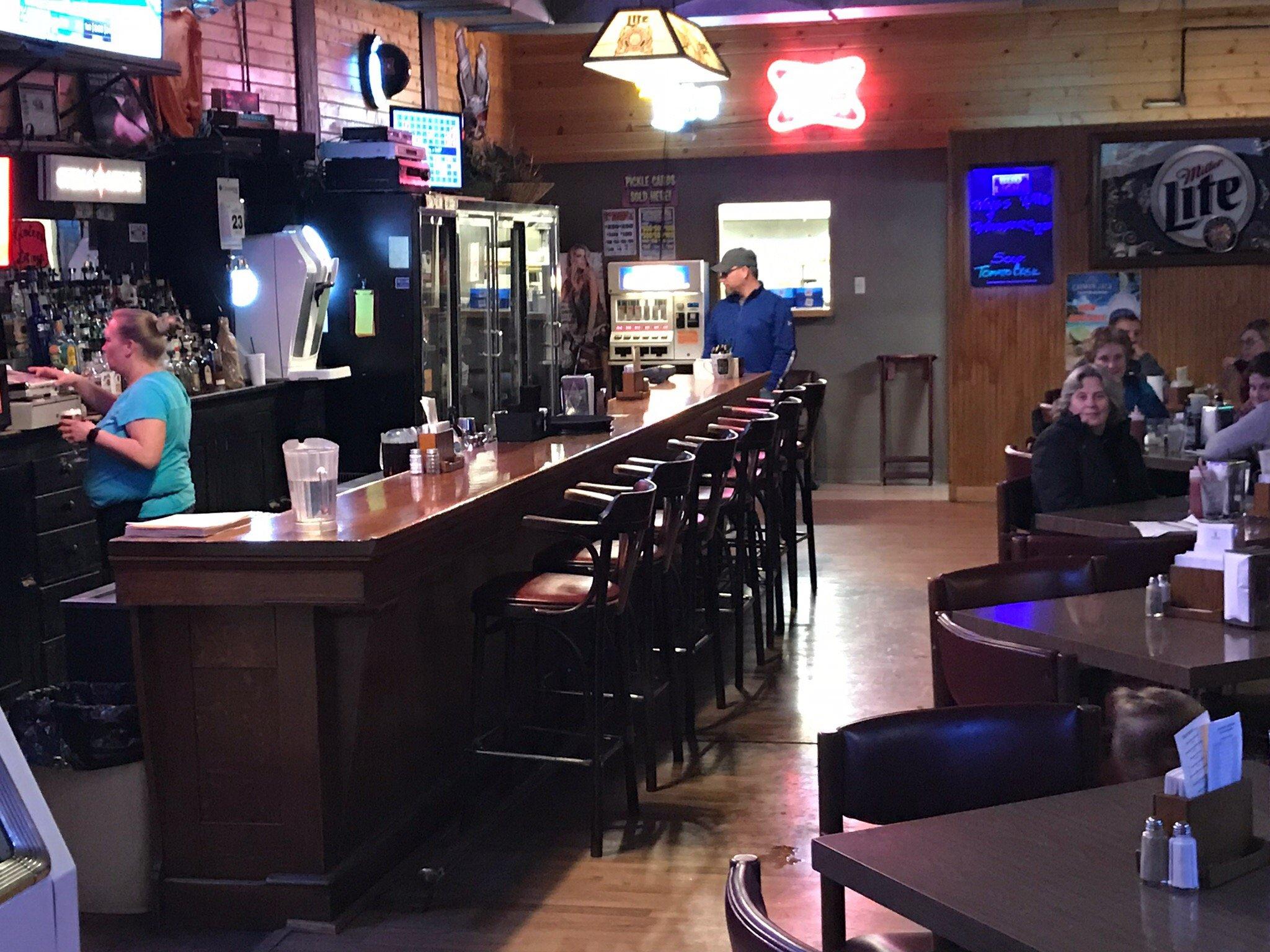 Hunters Lounge and Keno