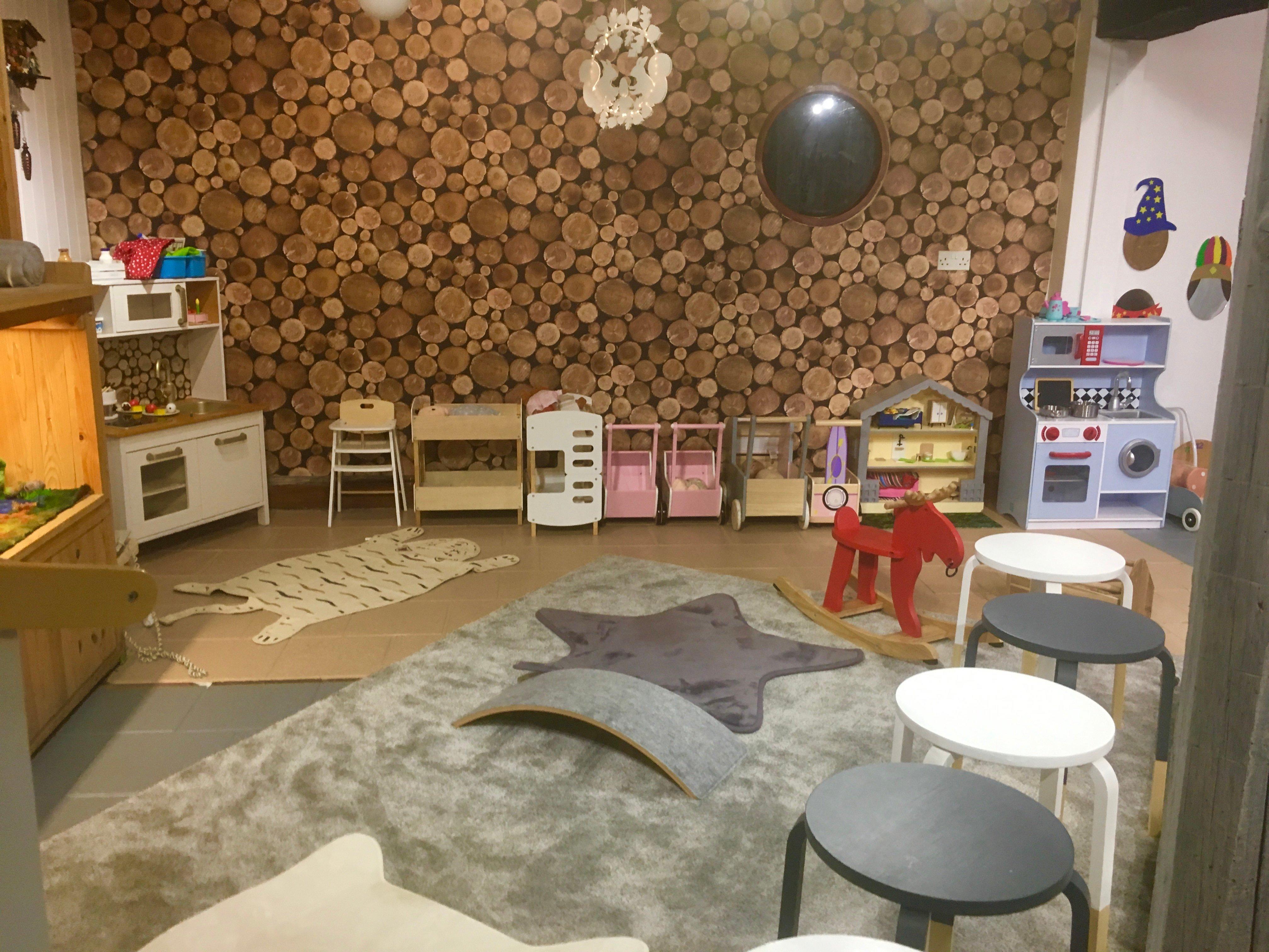 Photo by Wanderlustandwoozles