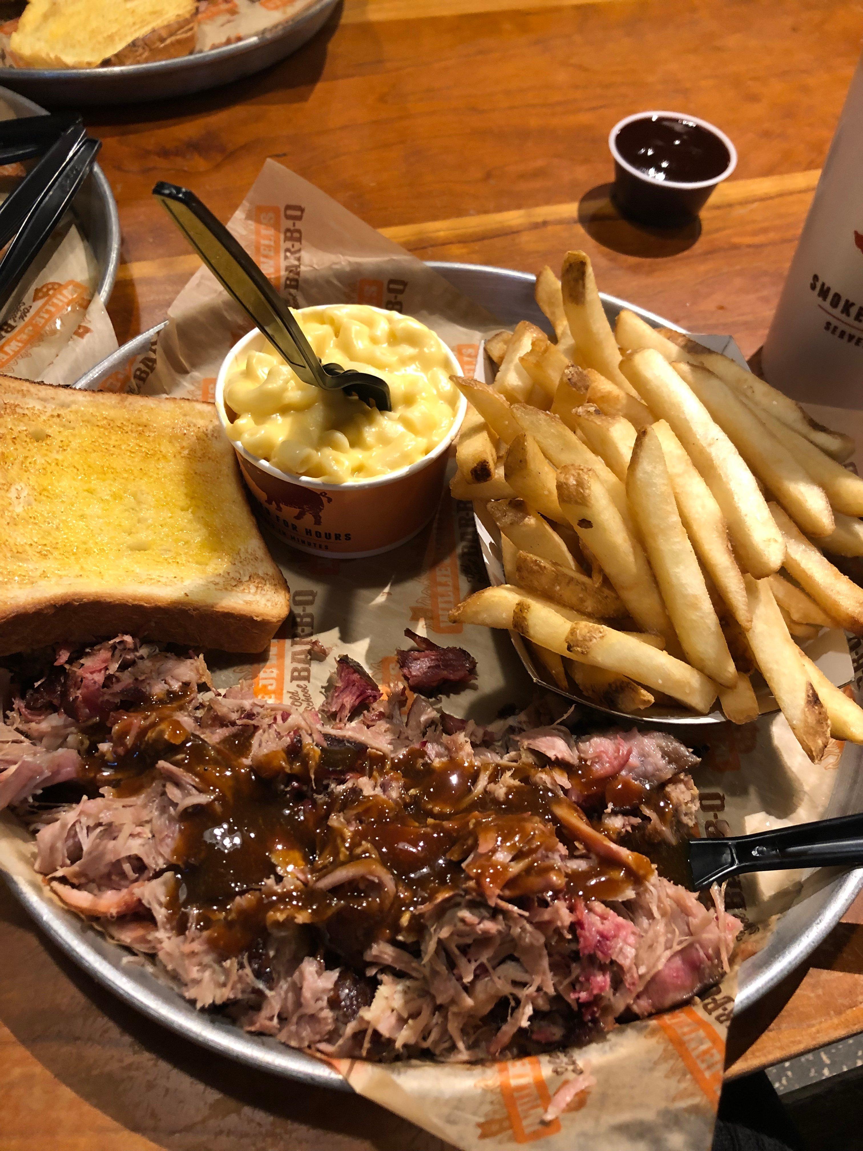 Willie Jewell's Bar-B-Q
