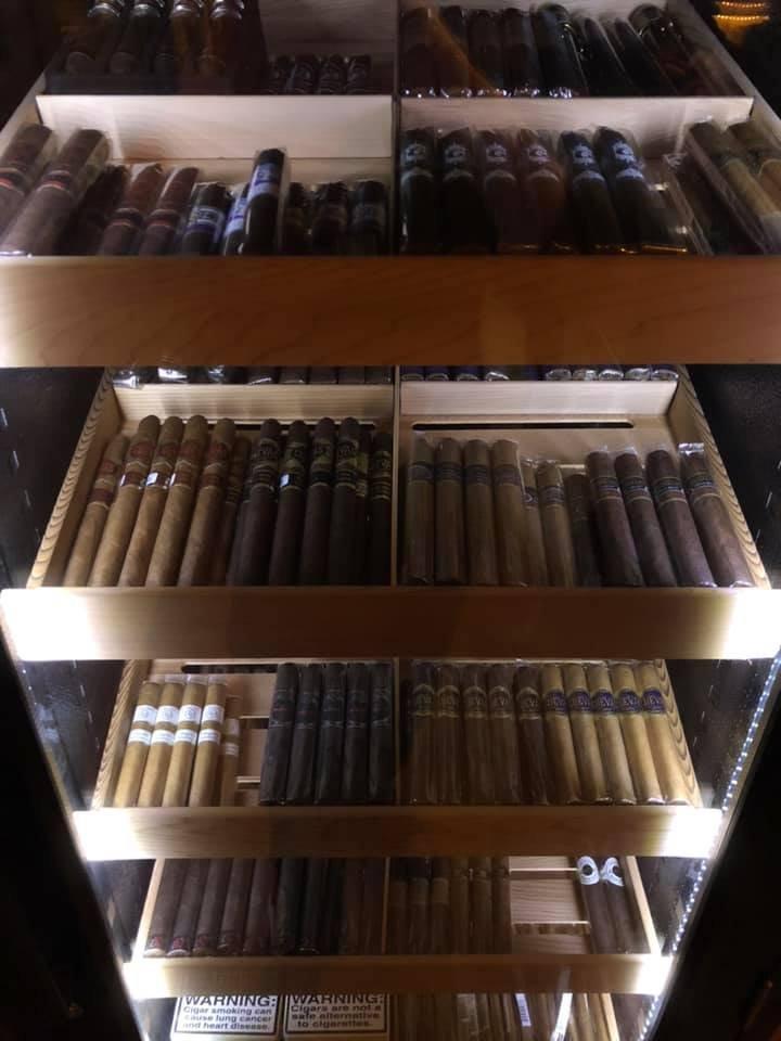 Luxury Cigar Club