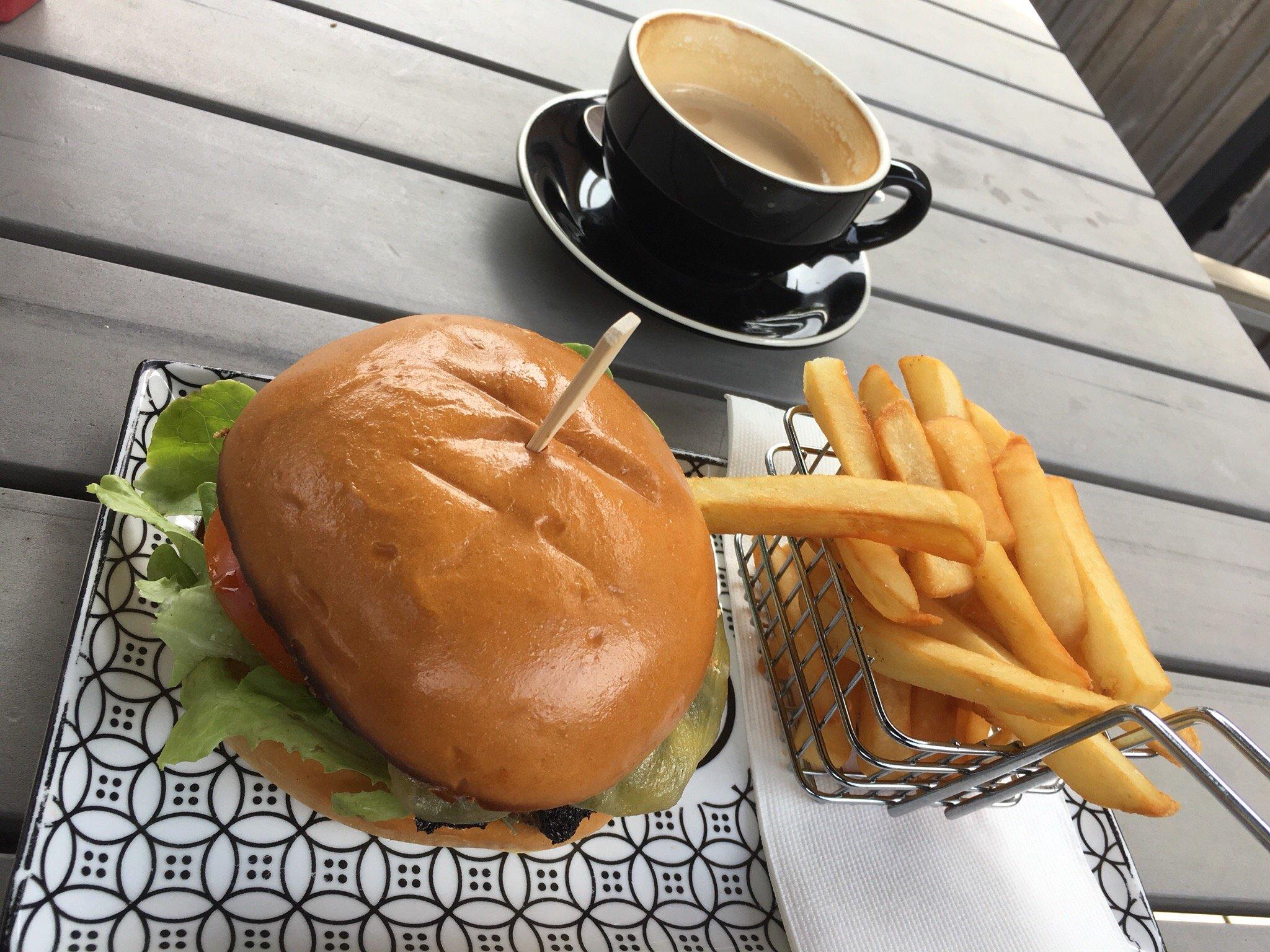 Mangerton Corner Store