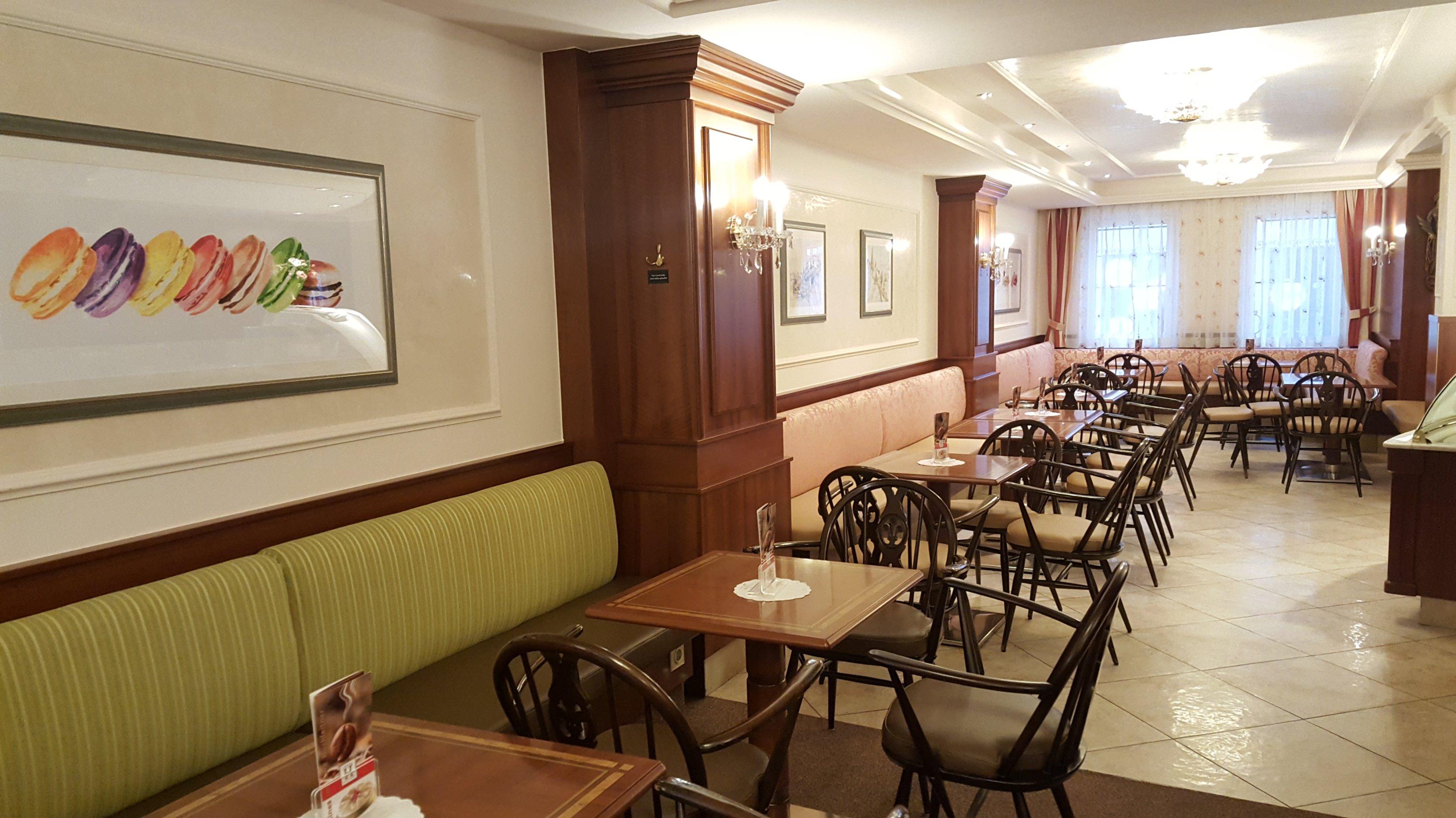 Cafe Confiserie Konditorei Backerei Josef Hochleitner