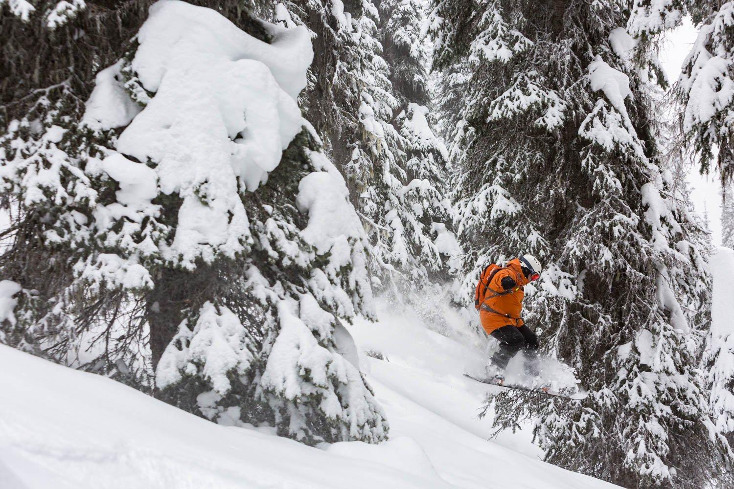 Gostlin Keefer Lake Lodge