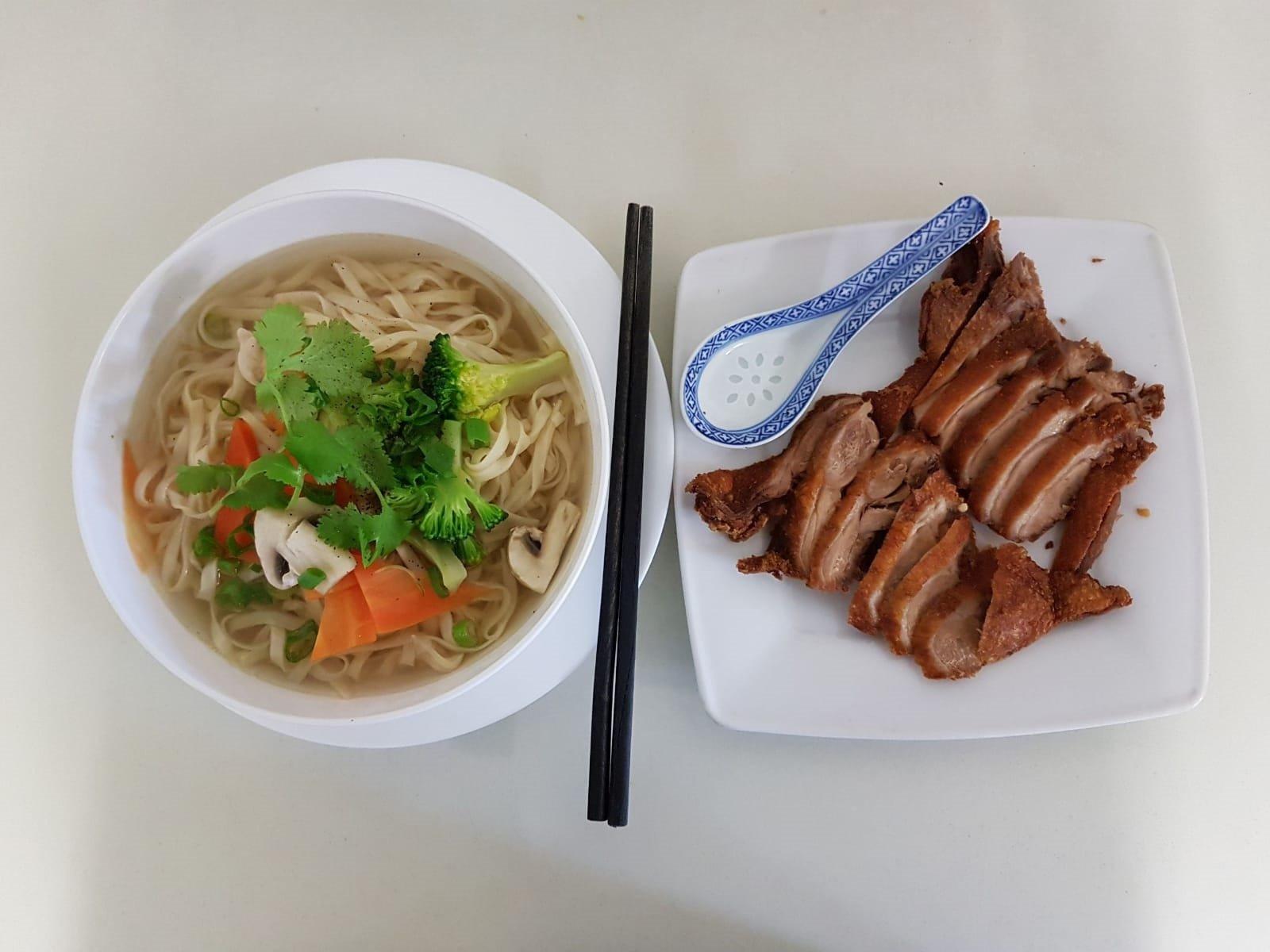 Non La Vietnam Imbiss