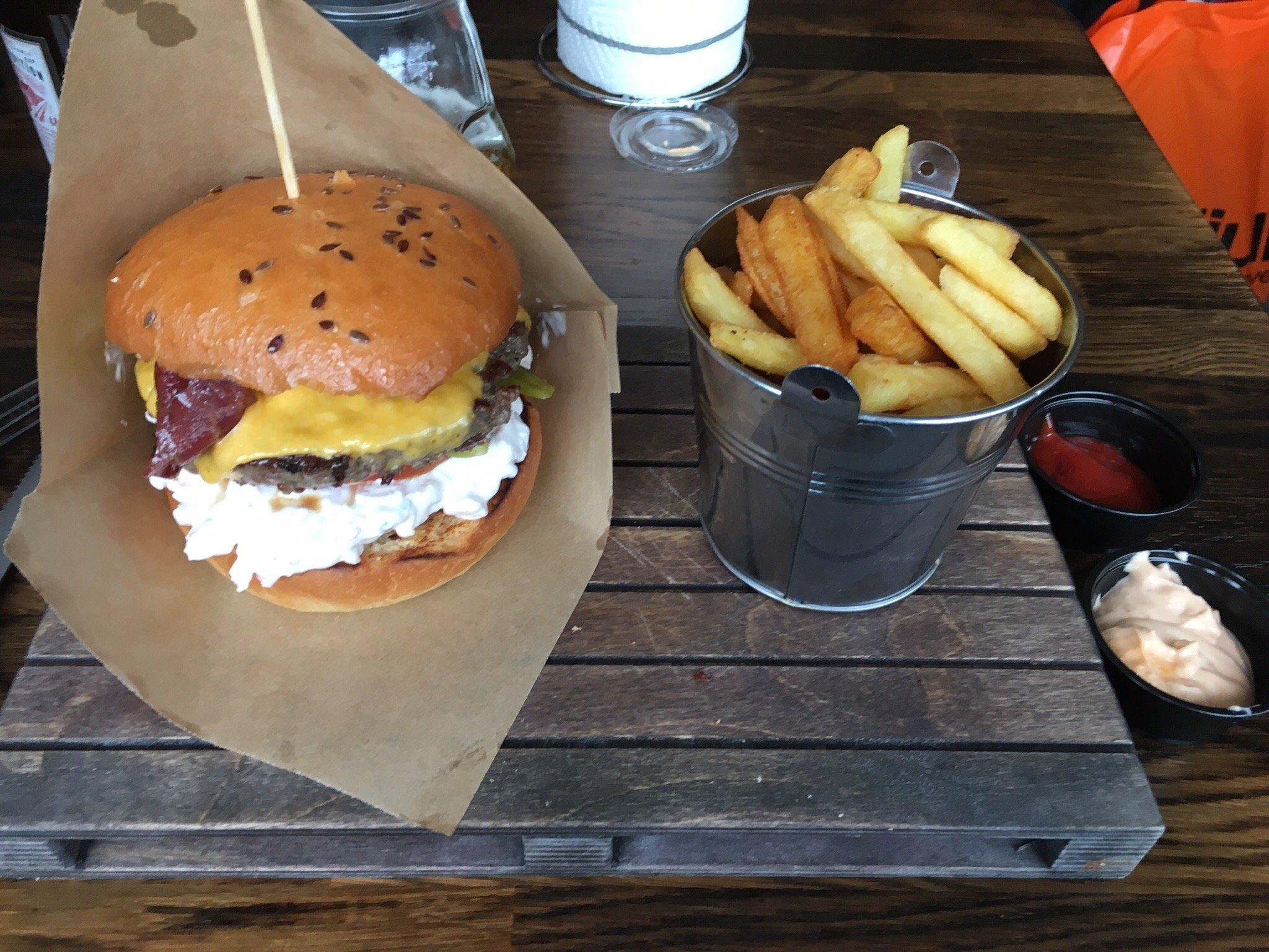 Butcher's Burgers & Food