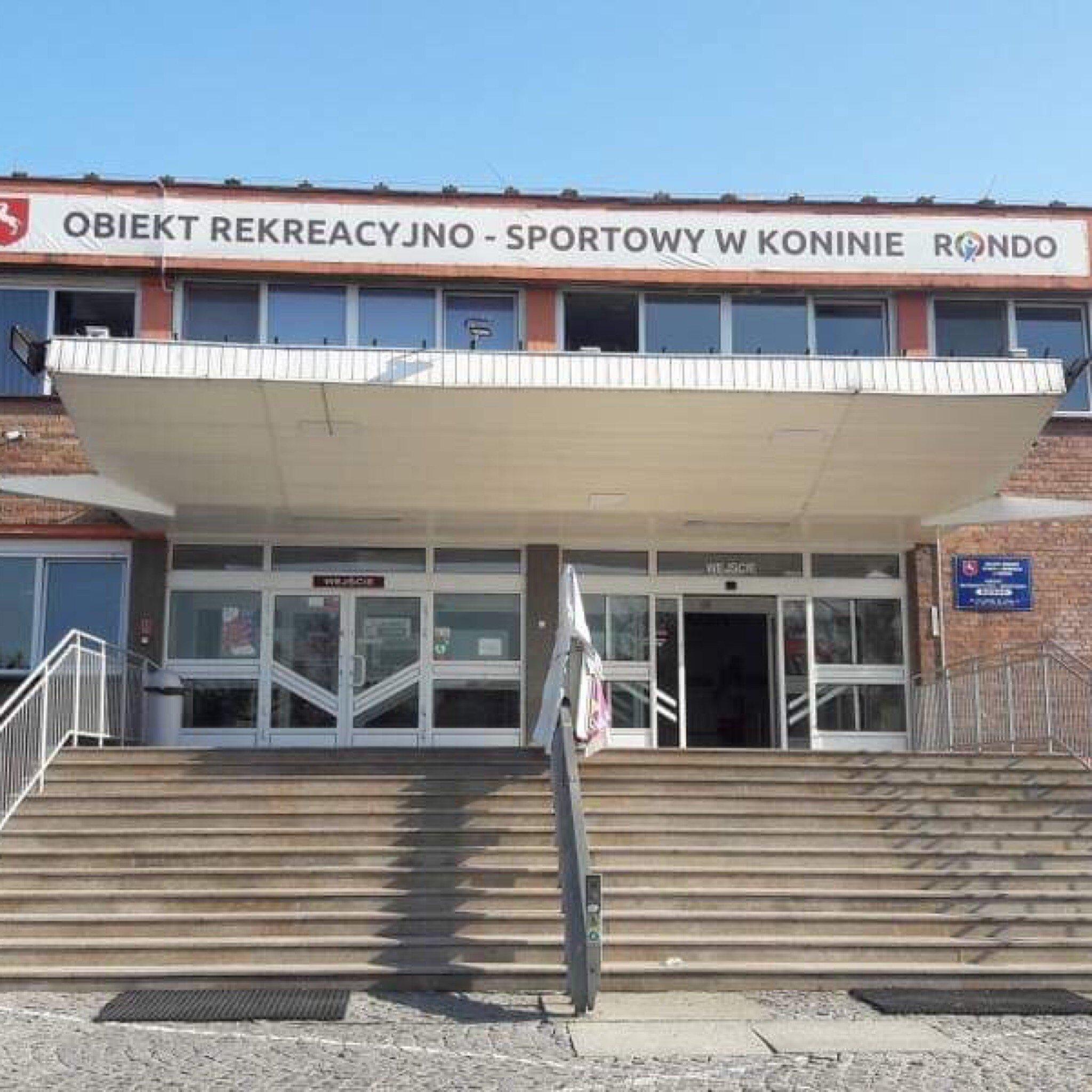 Obiekt Rekreacyjno-Sportowy "Rondo" - Rodzinny Park Wodny