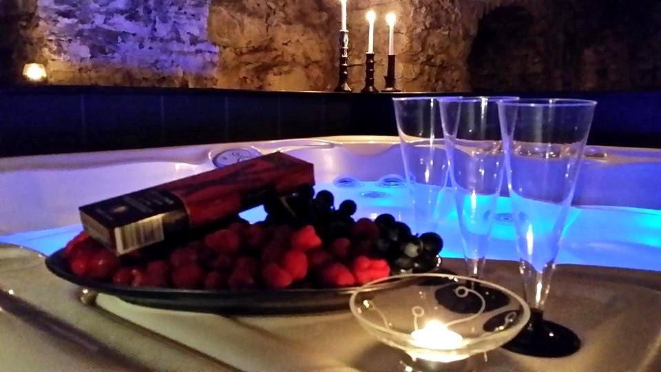 Photo by Roland Andersso... C