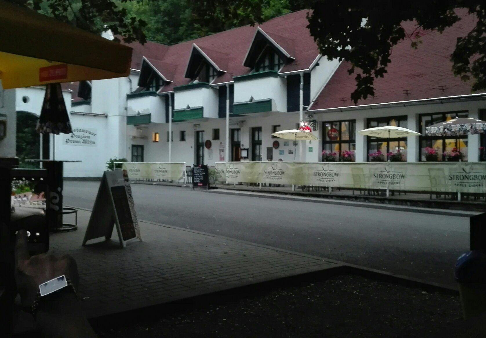 Restaurace a Penzion Prvni Mlyn