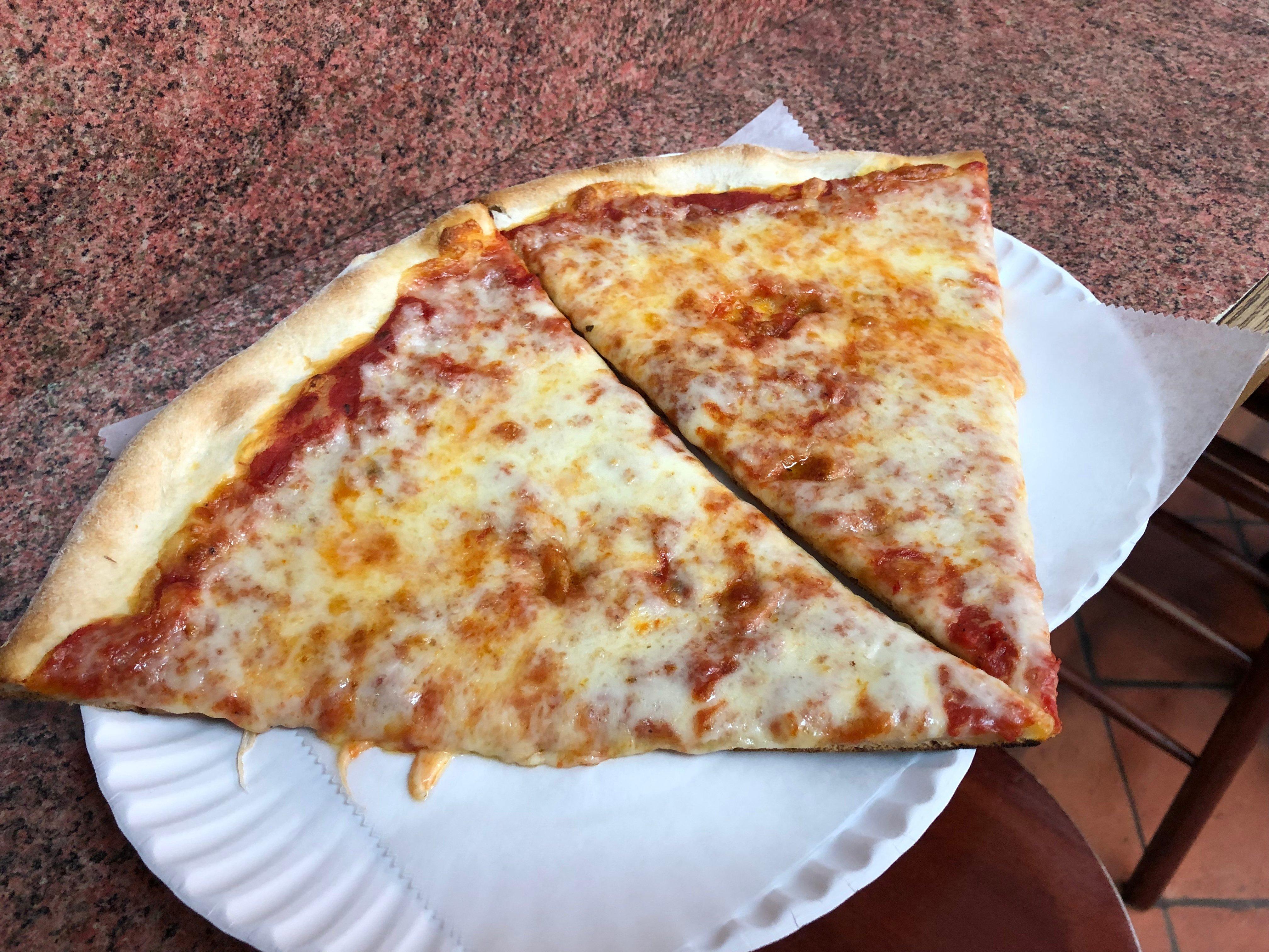 BEST PIZZA OF FIRST