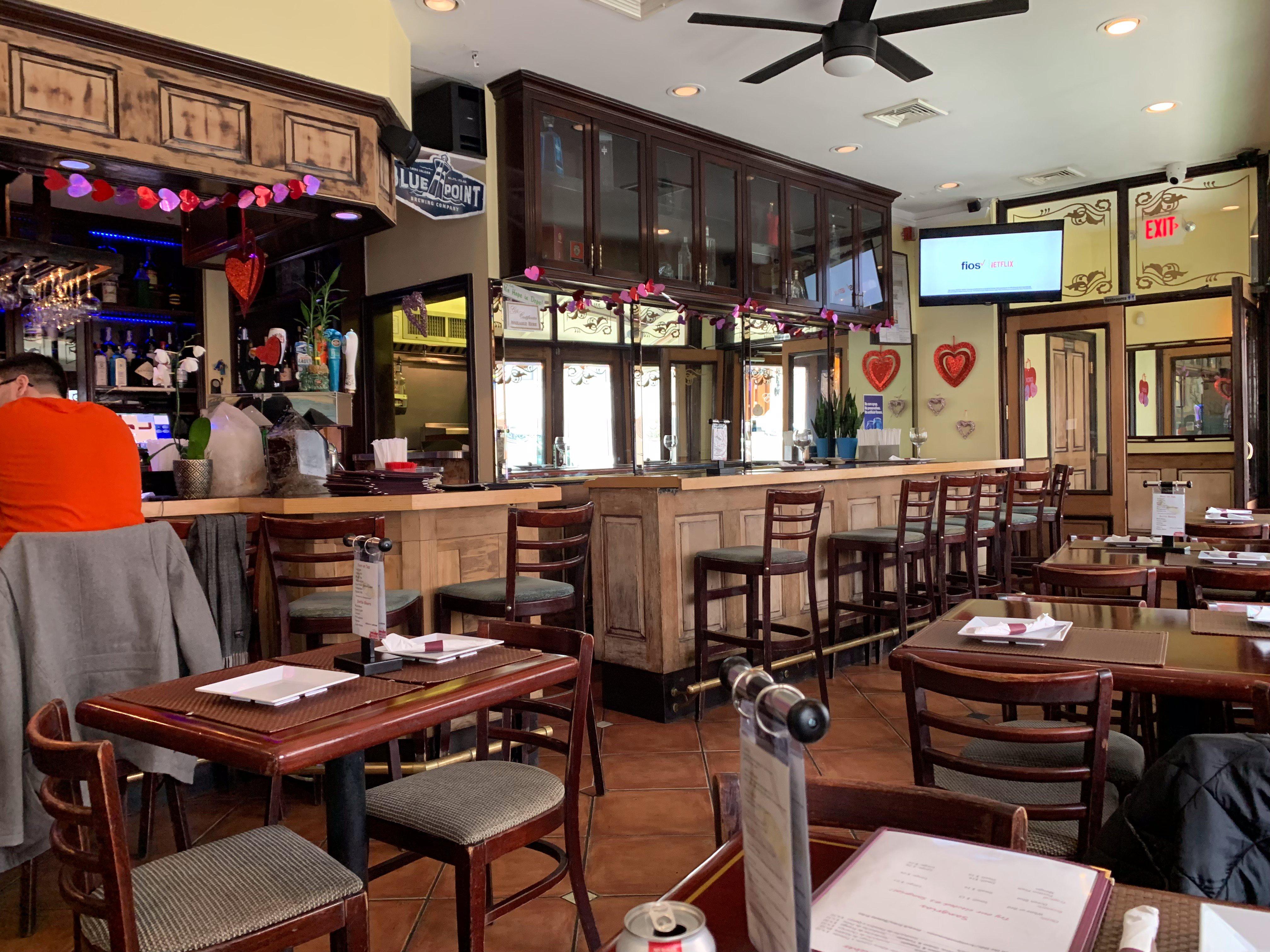Sagres Bar & Grill