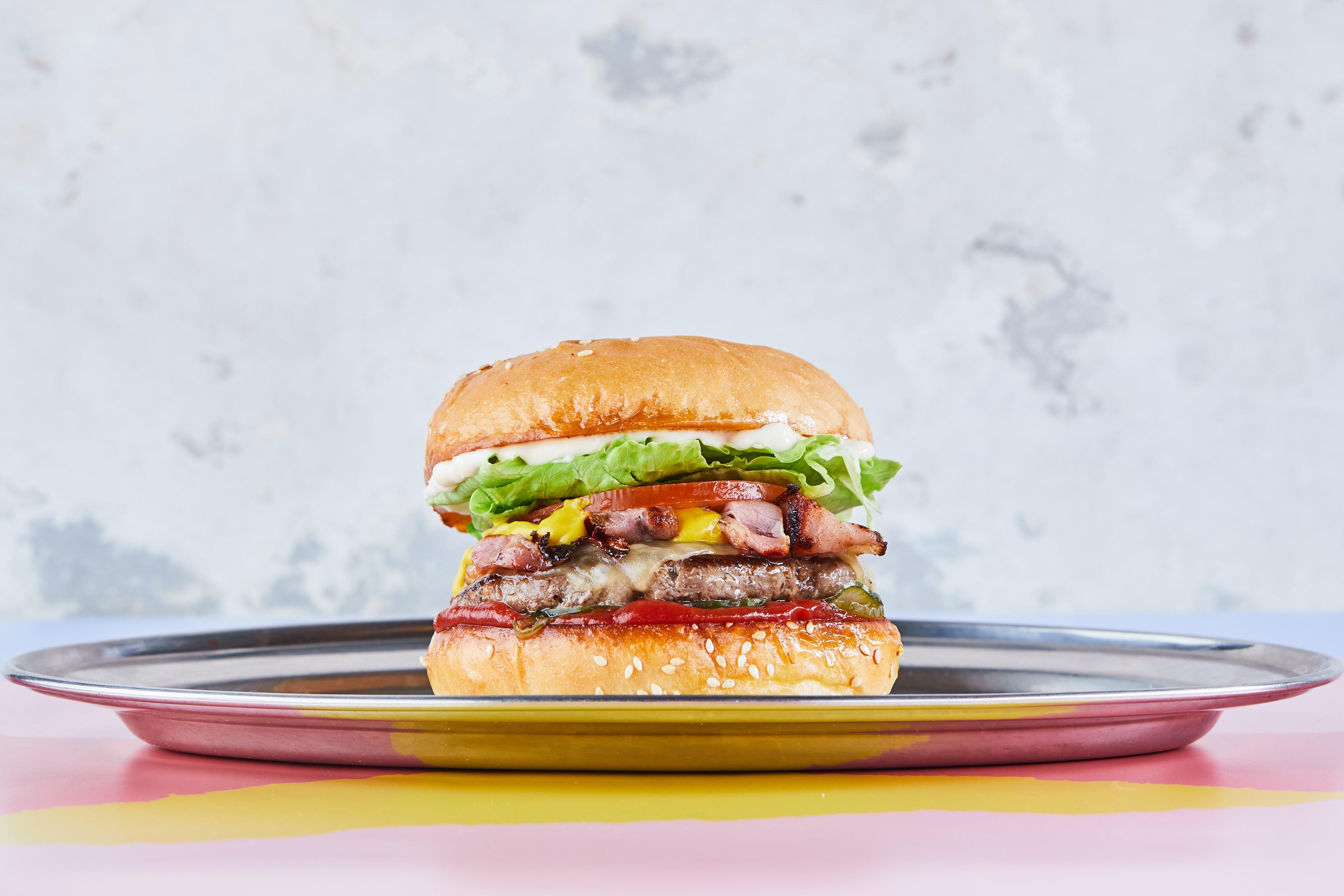 Huxtaburger Fulham Place