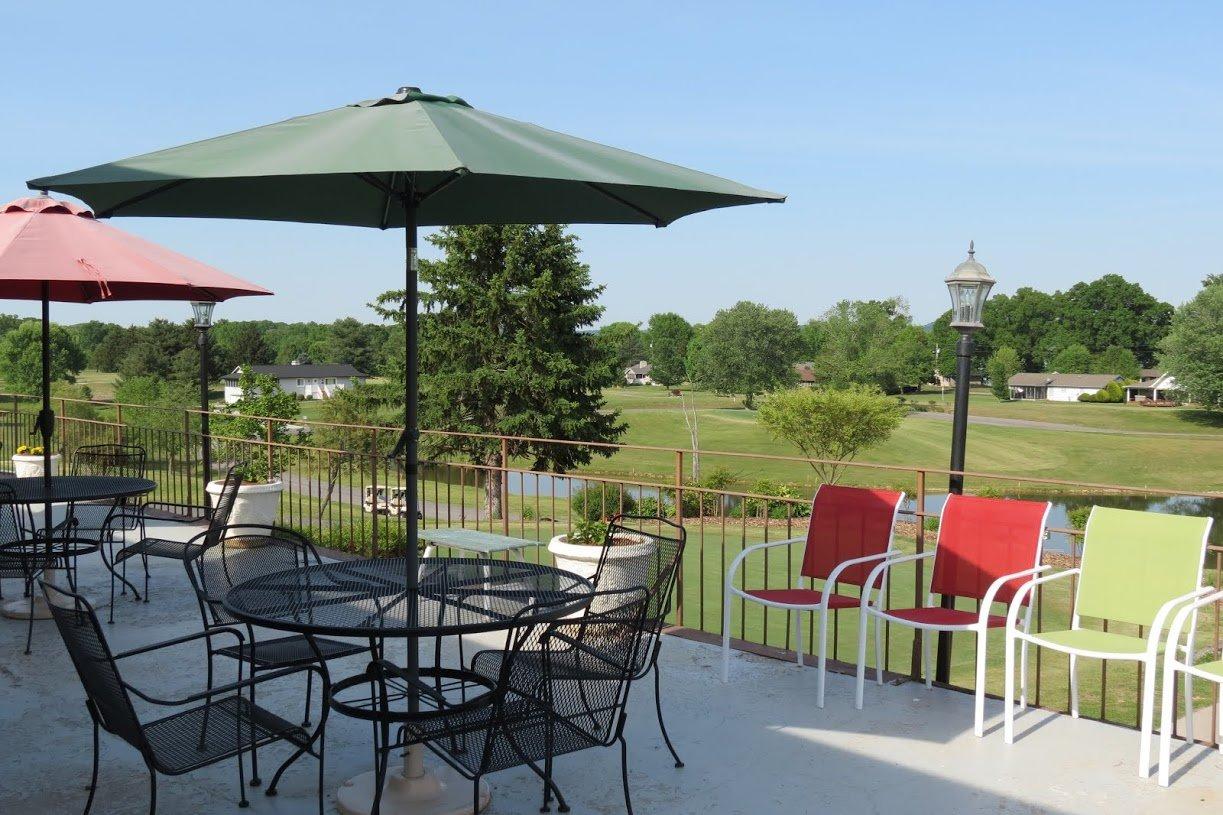 Baneberry Bar & Grill