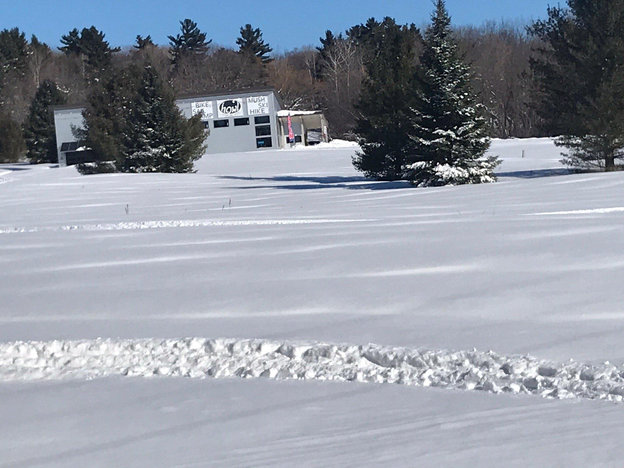 Howl Adventure Center